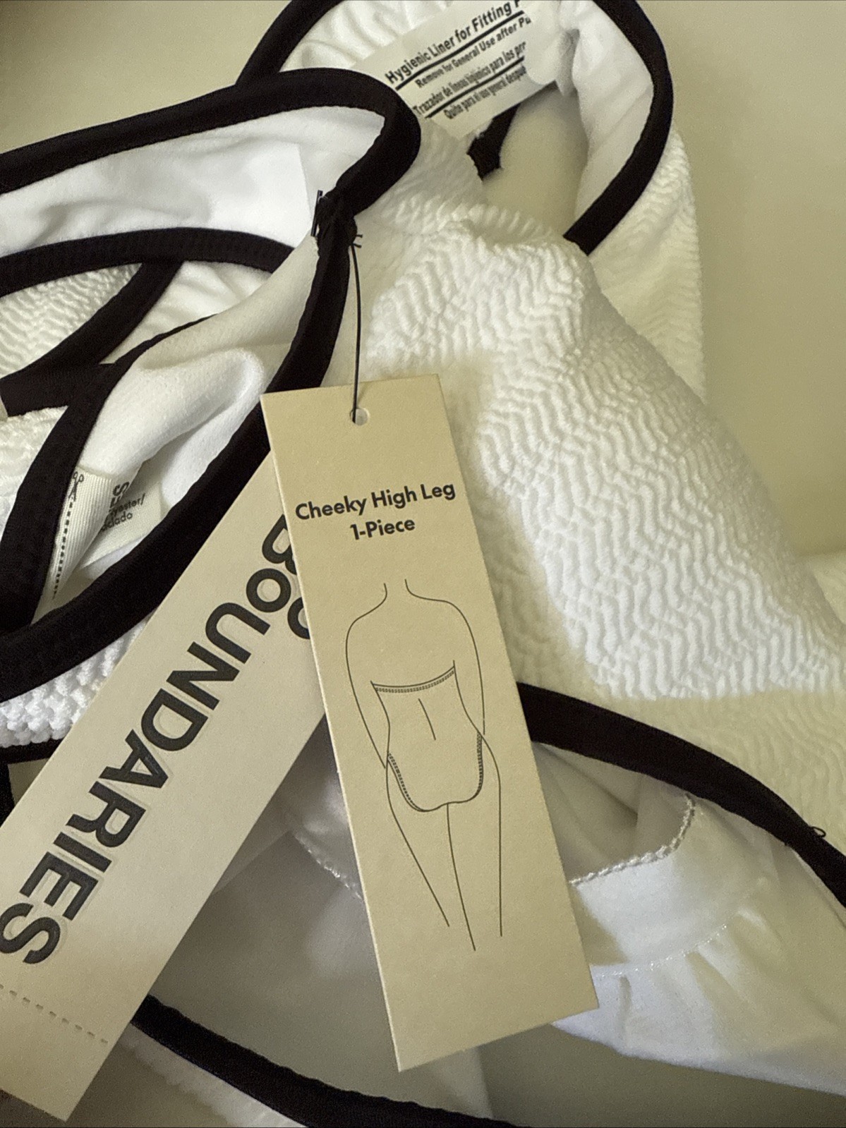 No Boundaries 1 Piece Vivid White Cheeky High Leg Swim Suit Size S (4-6) – New