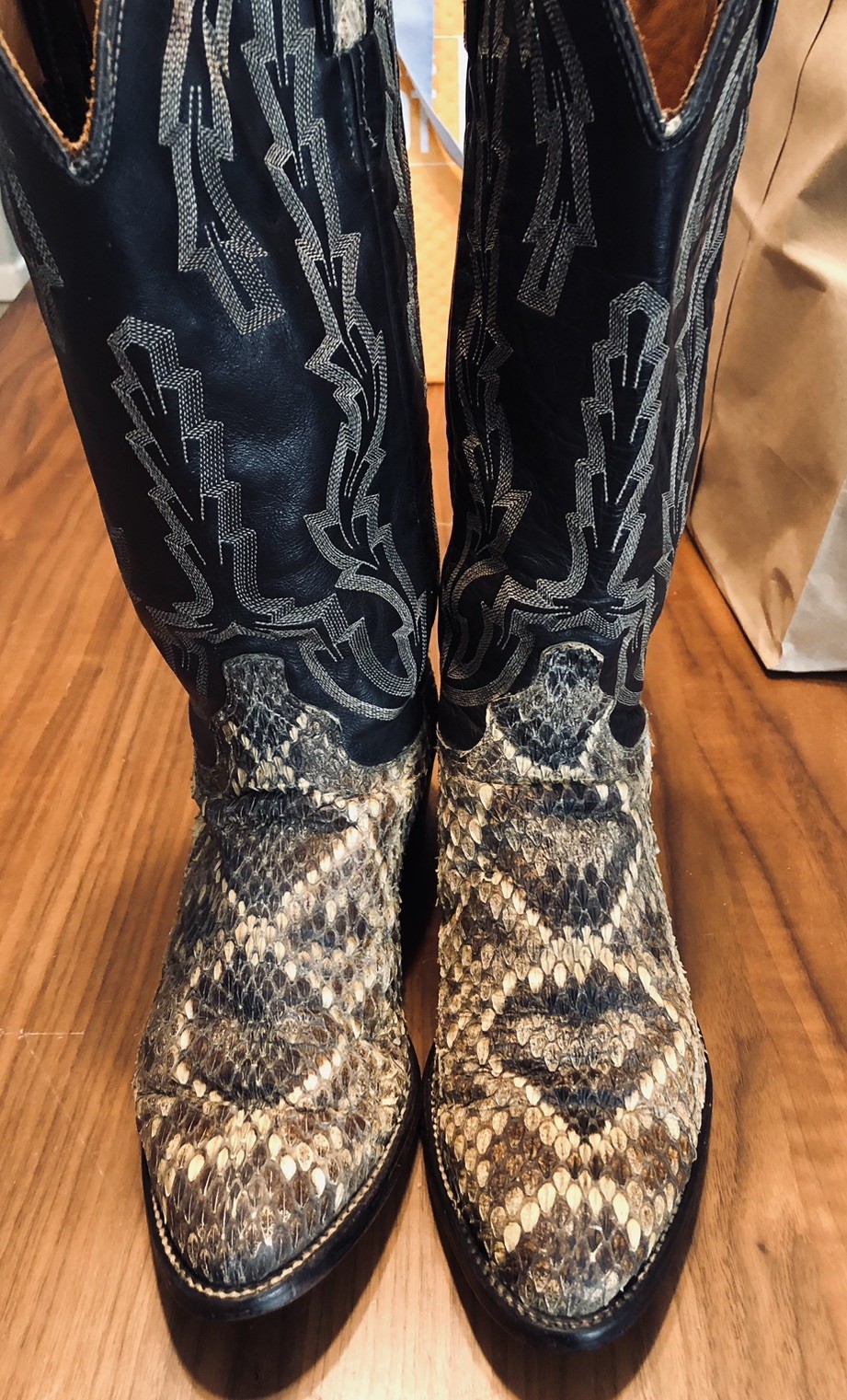 Vintage J Chisholm Genuine Diamondback Rattlesnake Cowboy Boots Mens 7.5 D