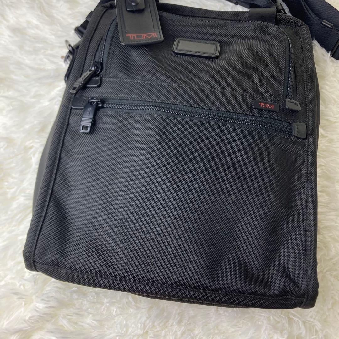 TUMI Shoulder Bag Black Medium Travel Tote 2WAY