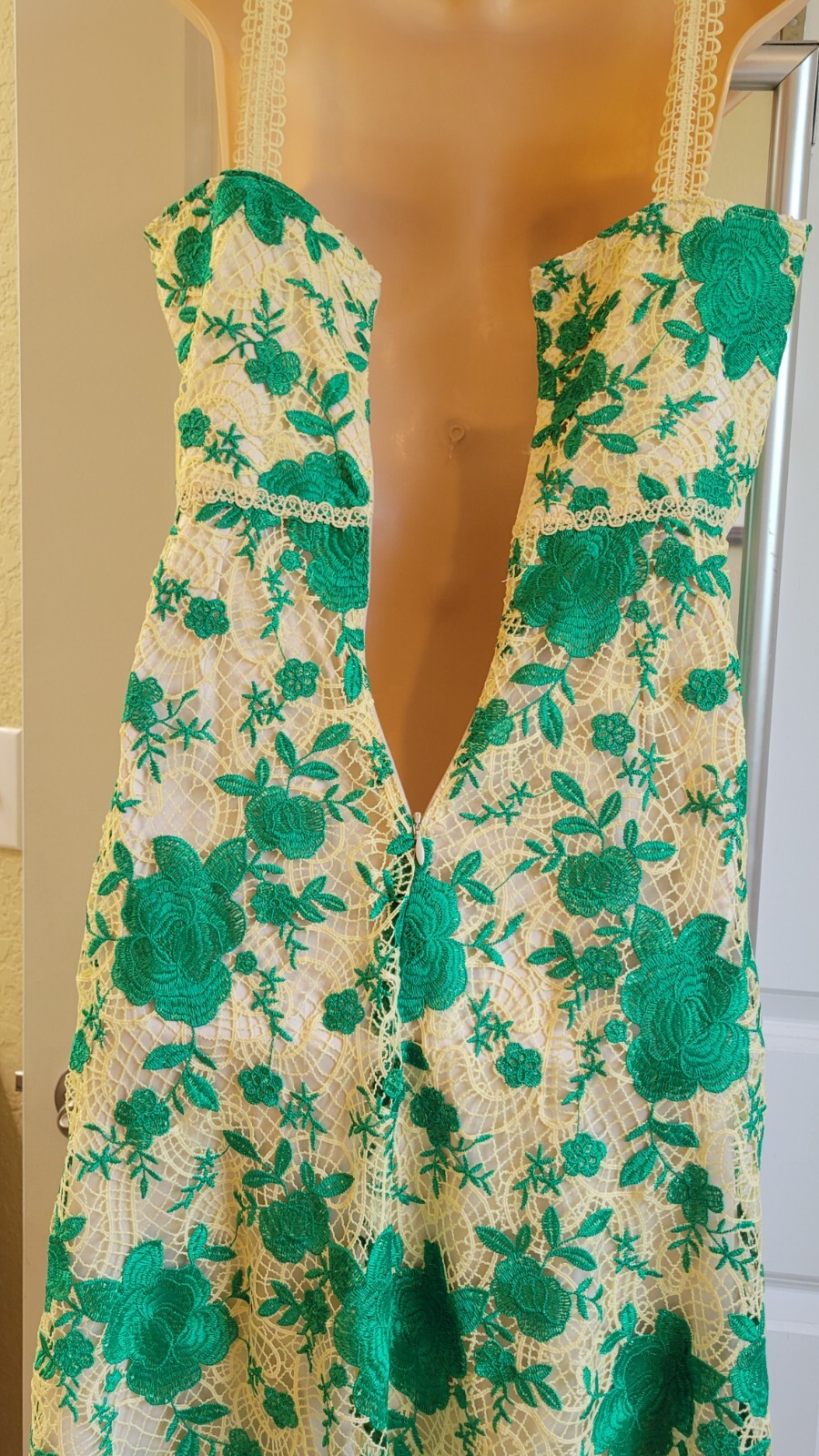 Dillards Alex Marie green/cream crochet midi dress sz 4 NWT
