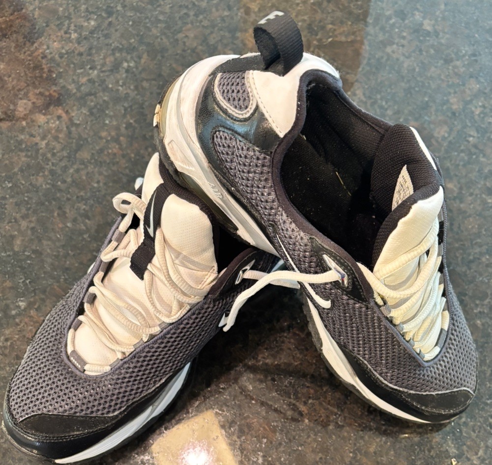 Nike Air MVP Running Cross Training Shoe Men’s Size 10.5 EU44.5 (336518-011)