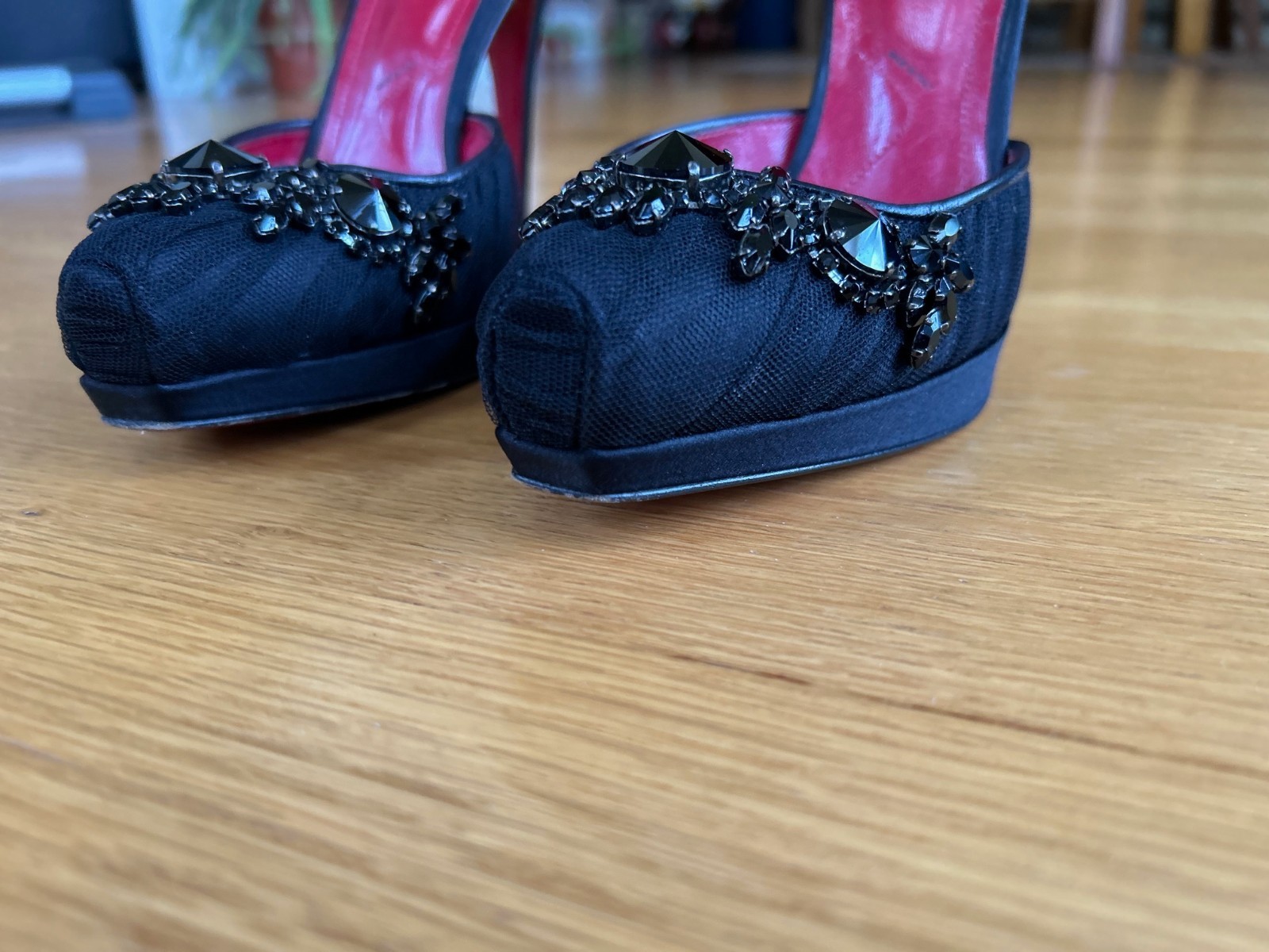 CESARE PACIOTTI Black Crystals Satin & Mesh Pumps Size 7.5 IT 37.5 Good Cond.