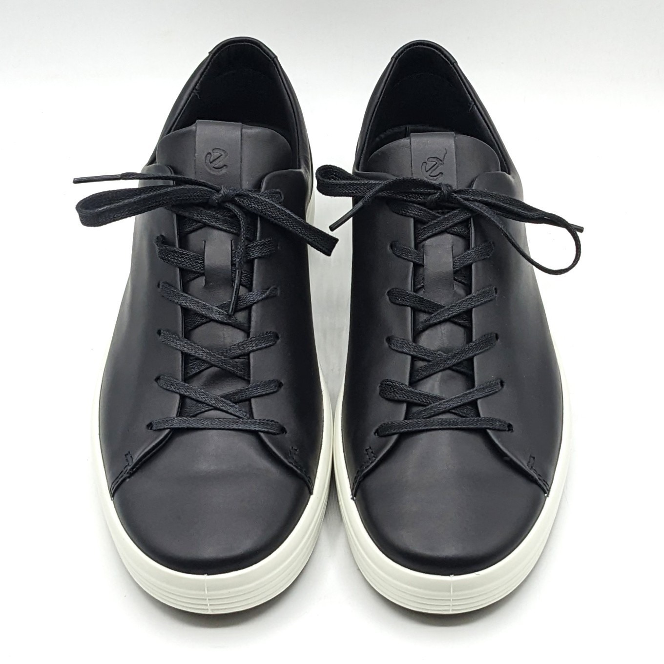 ECCO “Soft 7” Men’s Scandinavian/Contemporary Design Black Leather Sneaker NEW