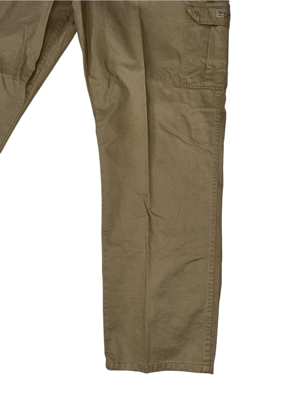 NEW NWT Wrangler Cargo Pants Beige Tan 100% Cotton size 44 x 32 Loose Fit