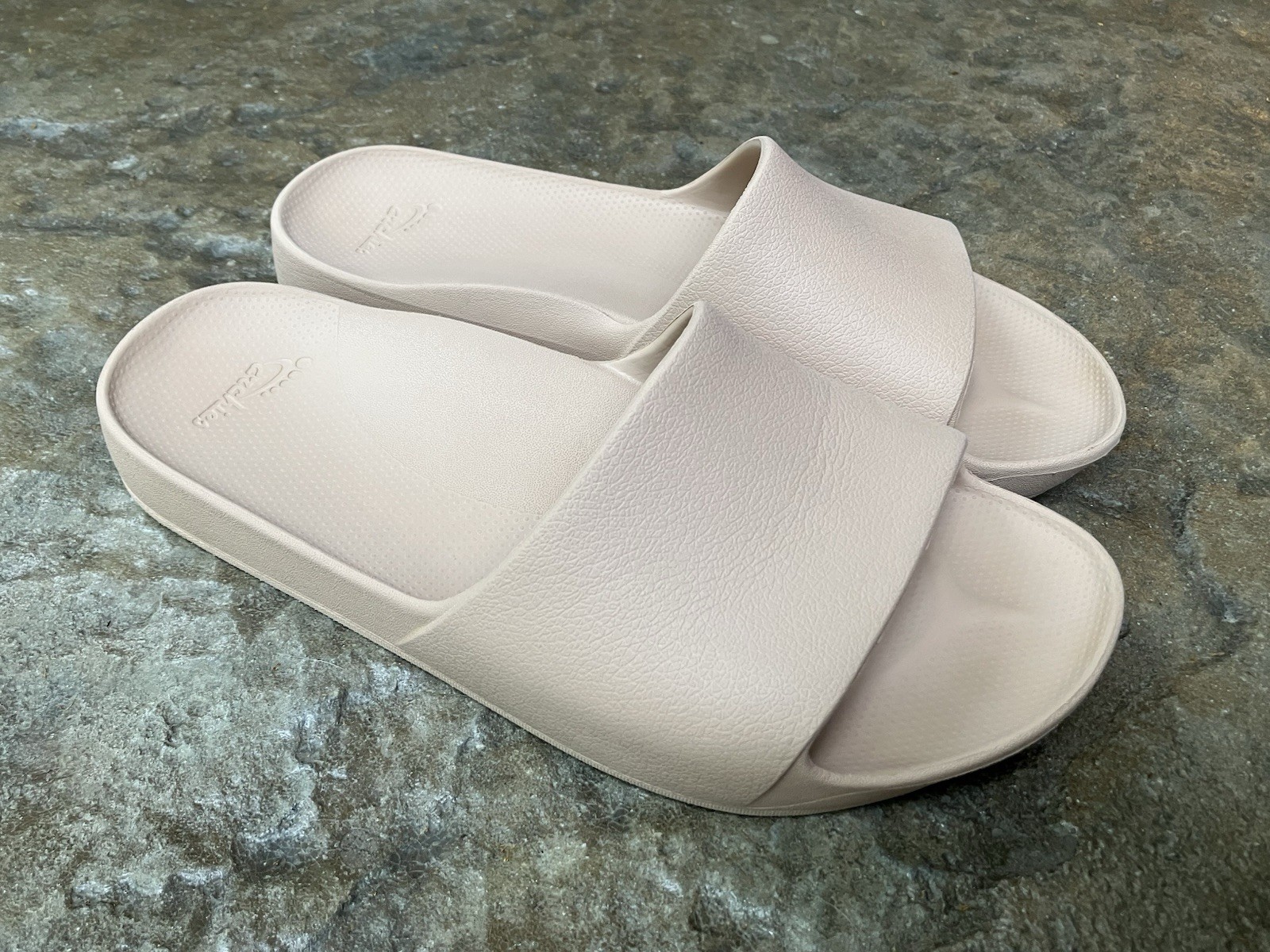 Archies Slide Sandals Womens 8 Tan Nude Comfort Slip On Orthotic Arch Pool Beach