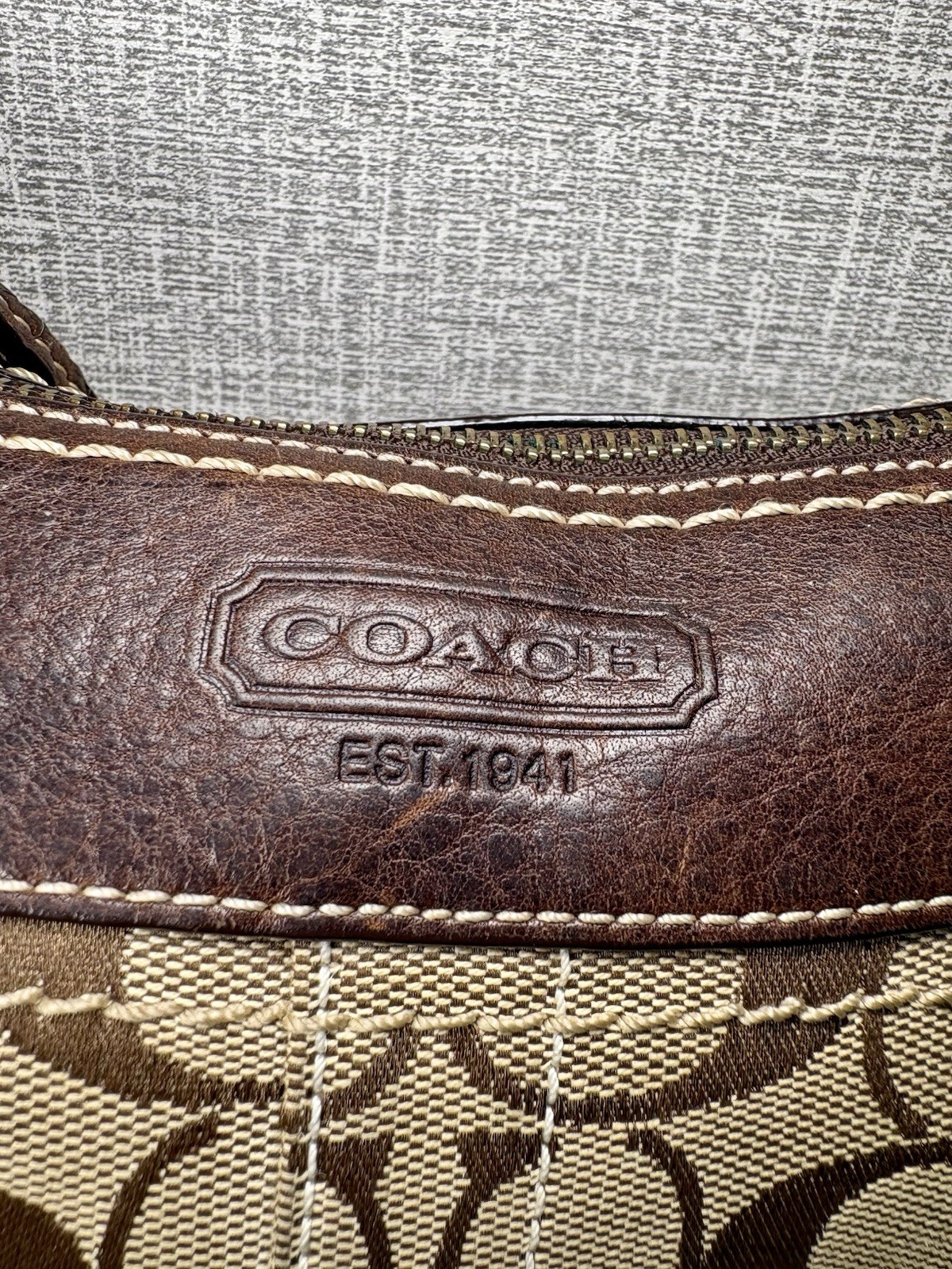 Coach Signature Logo Canvas Beige/Brown Crescent Shoulder Bag Zip Gold Hardware