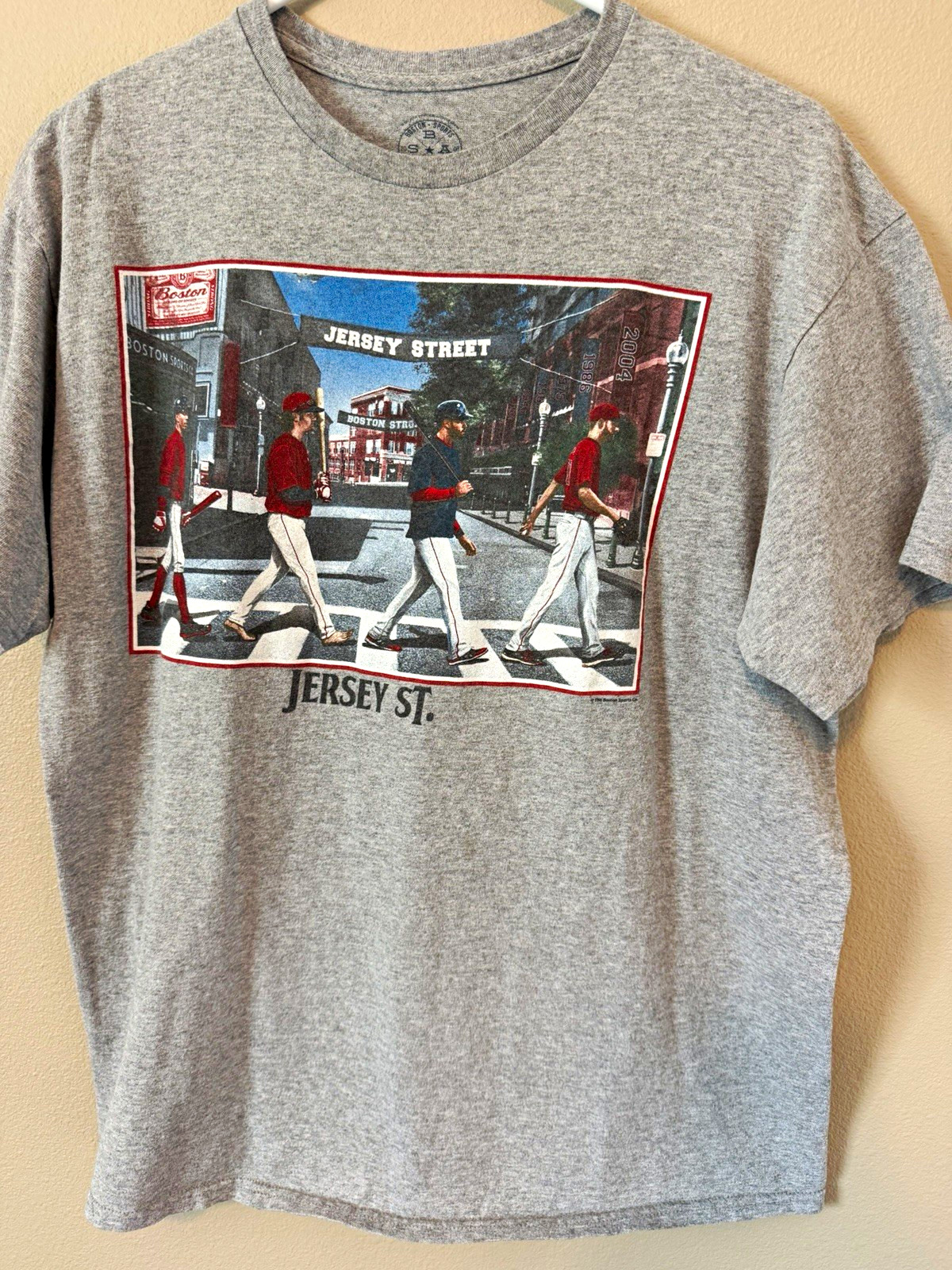 Boston Red Sox Jersey St. Graphic Print Gray Cotton Jersey Crew Tee Men’s S