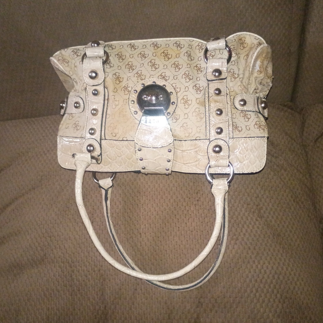 GUESS Beige Logo Satchel Top Handle Zip Bag Silver Studs Pink Lining Pockets