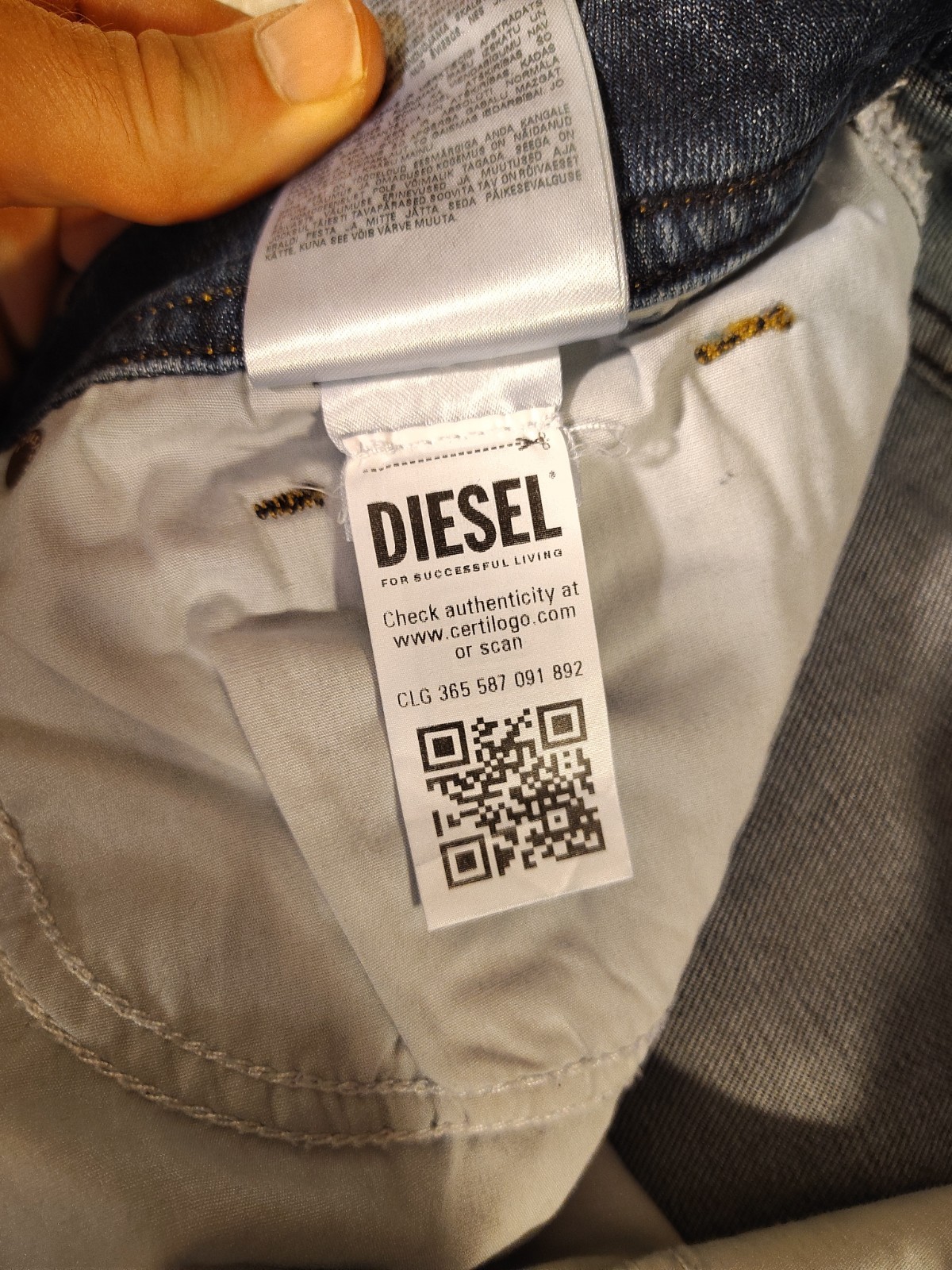 Diesel THOMMER-R Men’s W34 L31 RM065 Slim Fit Blue Stretch Flex Denim Jeans Dark