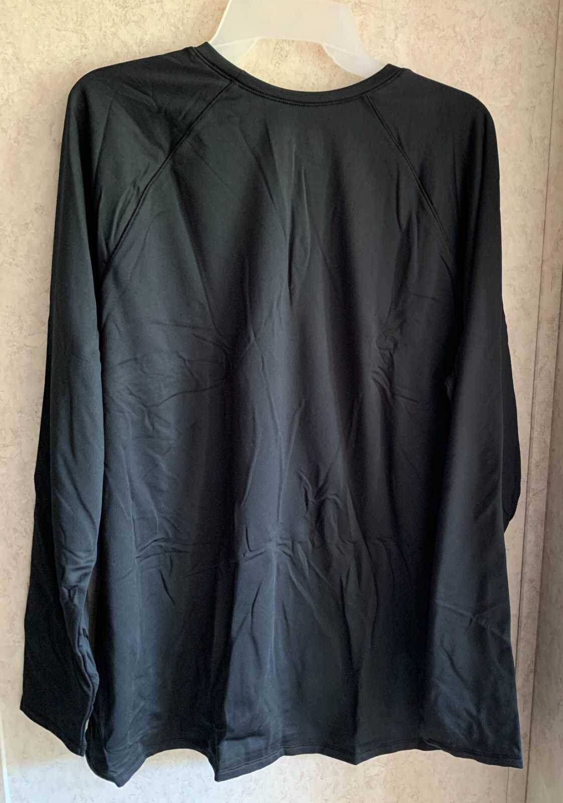 Climate Right Cuddl Duds Women’s Top New Size 2XL XXL 22 Thumbhole Black Thermal