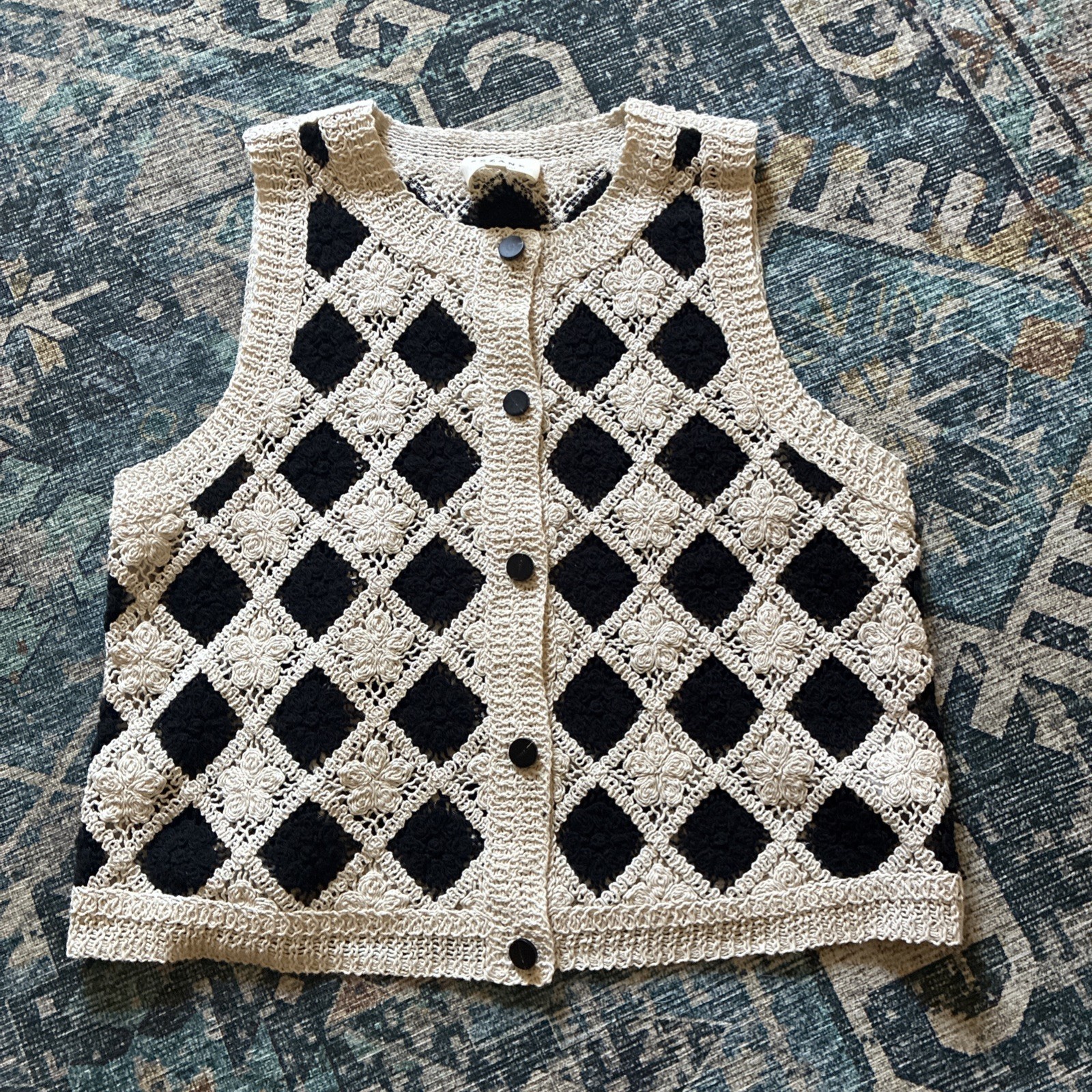 Sezane Ron Top ecru/black crochet sleeveless size S