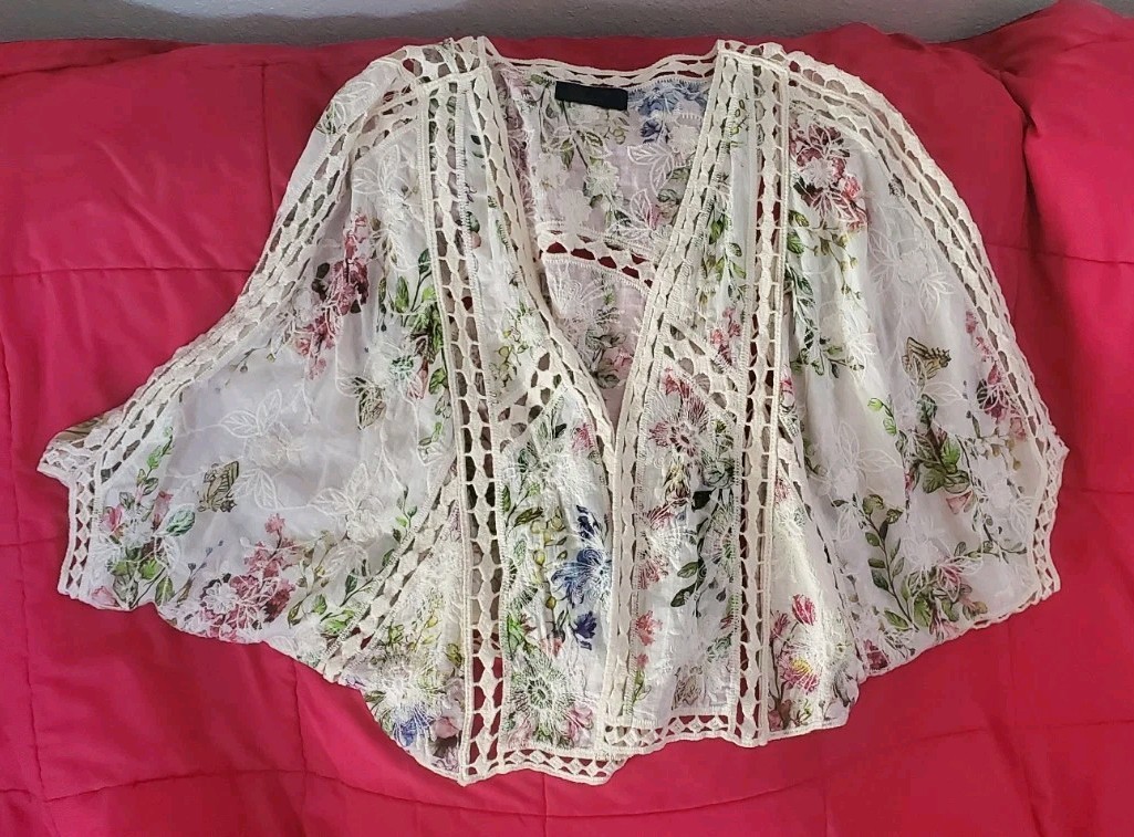 RACHEL ROY Floral Embroidered Crochet Lace Trim Front Kimono Cover Up OS