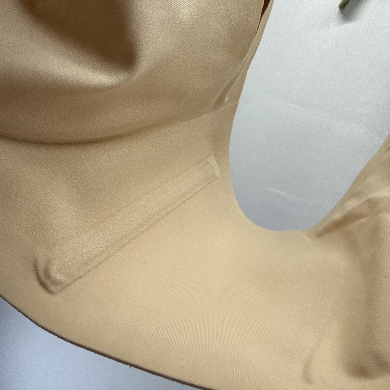 Honeylove XL Bra Size 38D / DD E White Tan Removable Pads Adjustable Straps