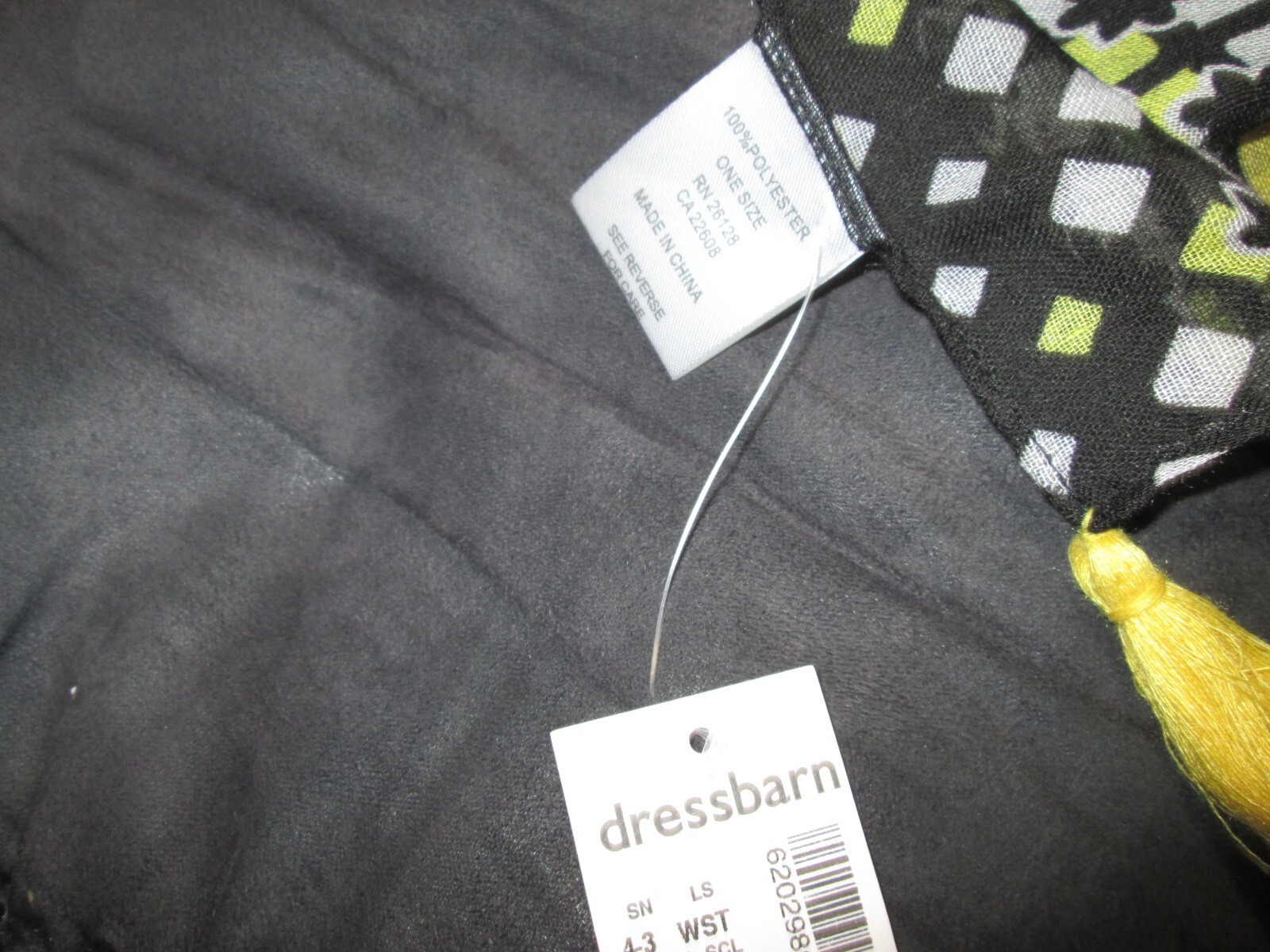 DressBarn Black, White and Yellow Lemon Women’s Scarf. NWT
