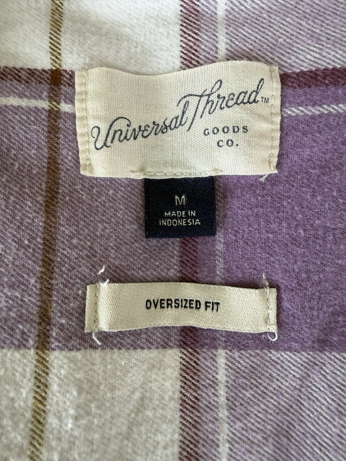 Universal Thread Women’s Oversize Shacket in Lavender And White Size M