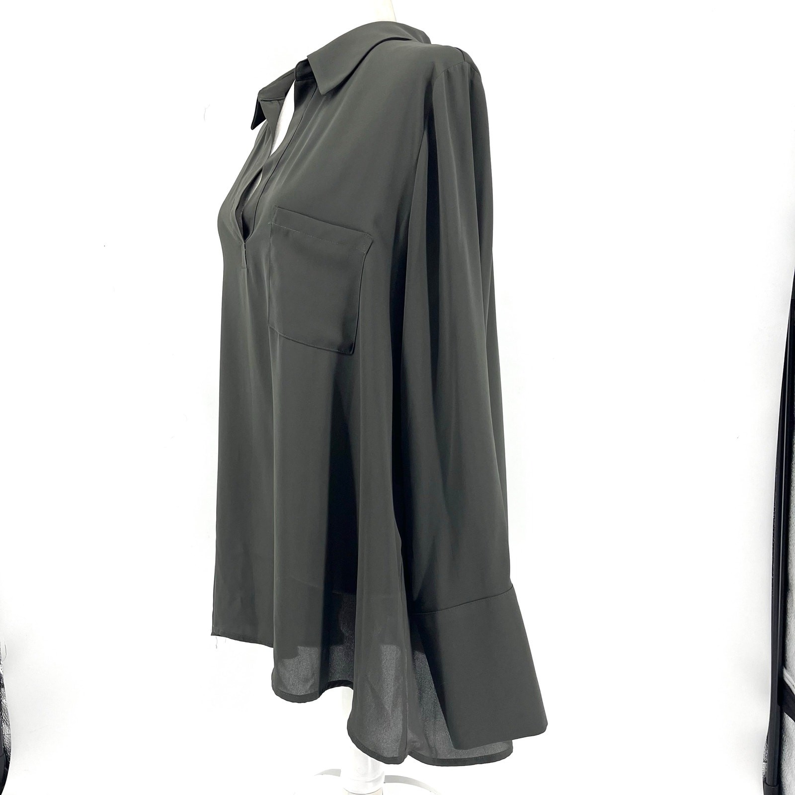 Pleione Gray/Green Chiffon Opaque Drapey Tunic Collared Blouse XL