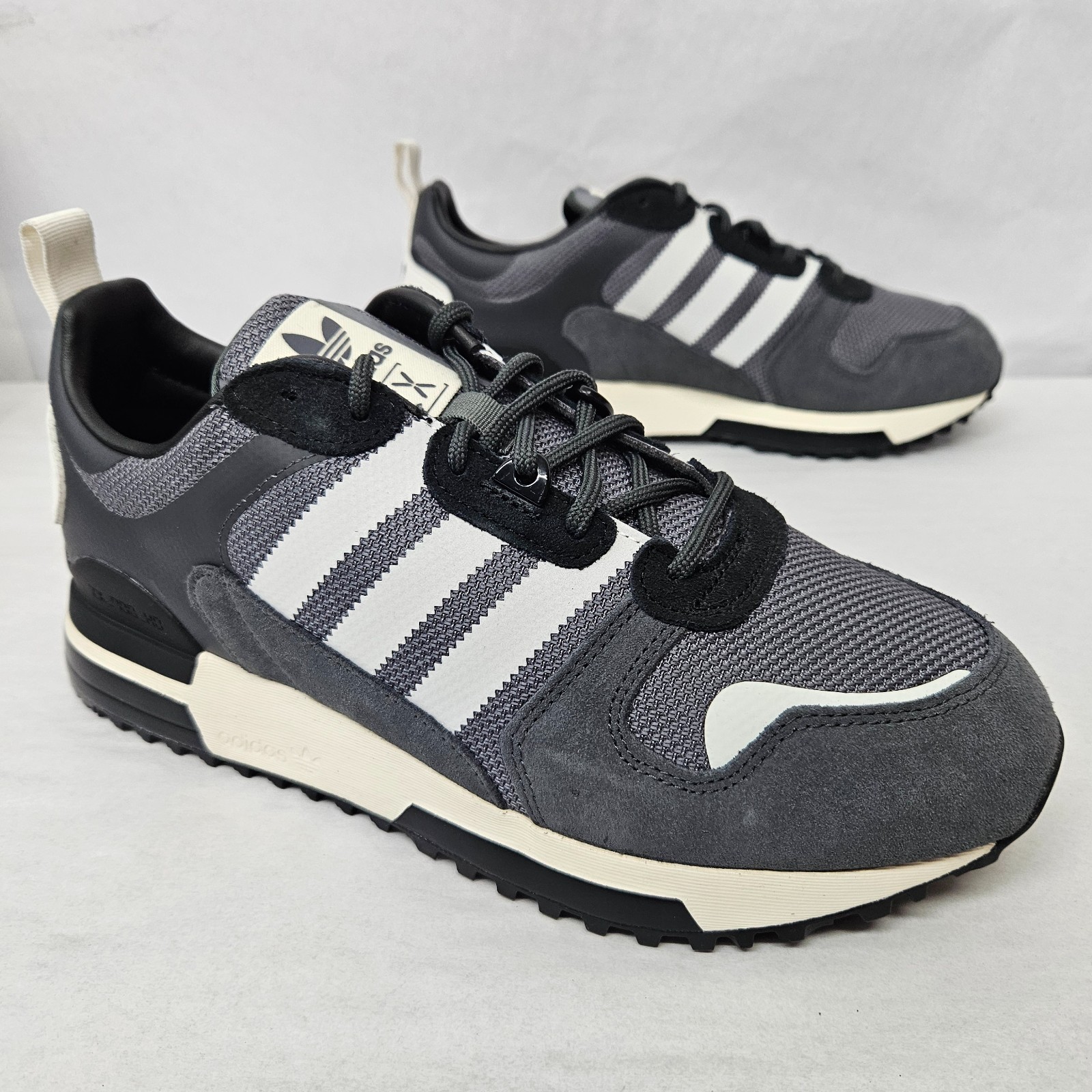 Adidas Originals ZX 700 HD Retro Sneakers H01851 Grey White Men’s Size 8.5