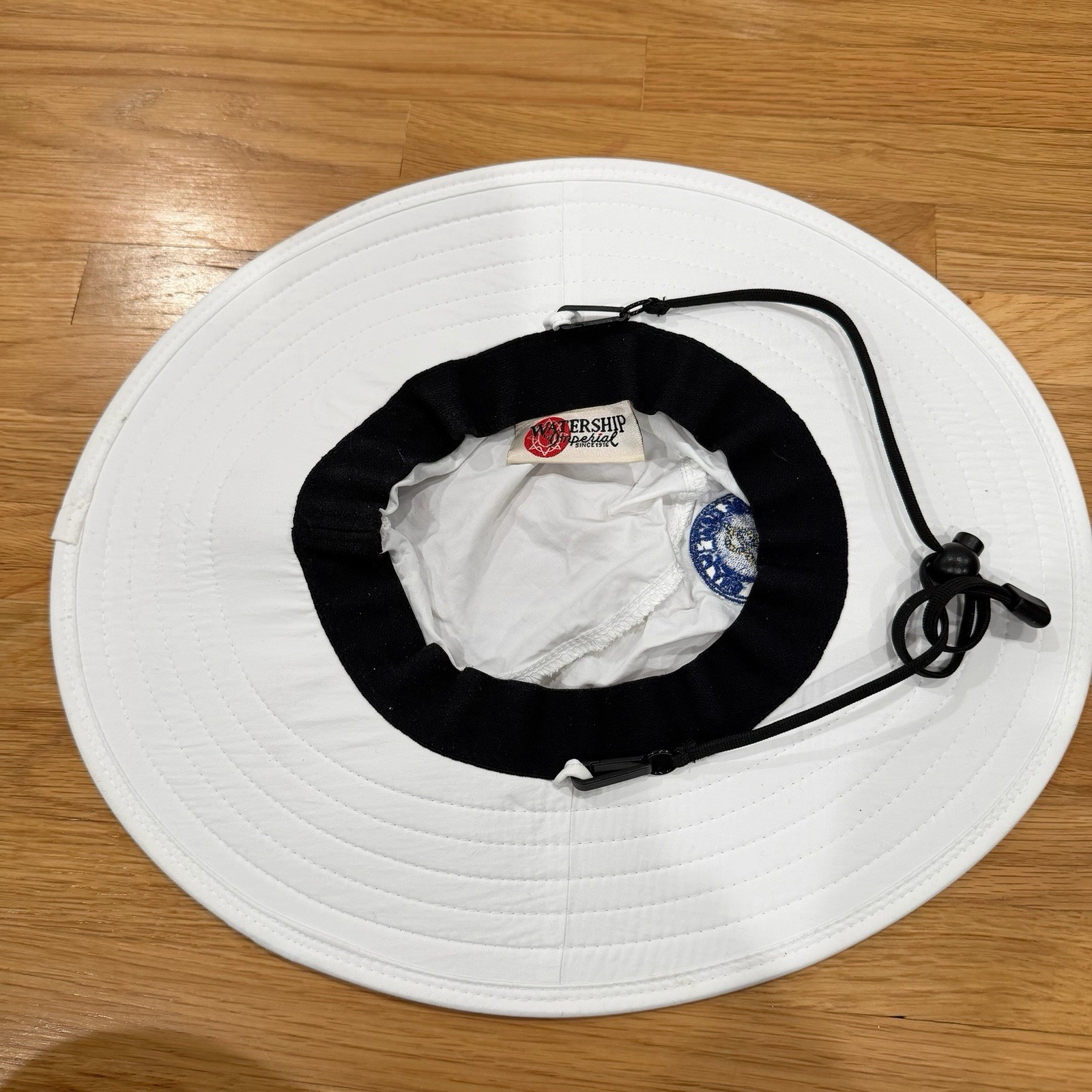 Figure eight Yacht Club Patch Bucket Hat