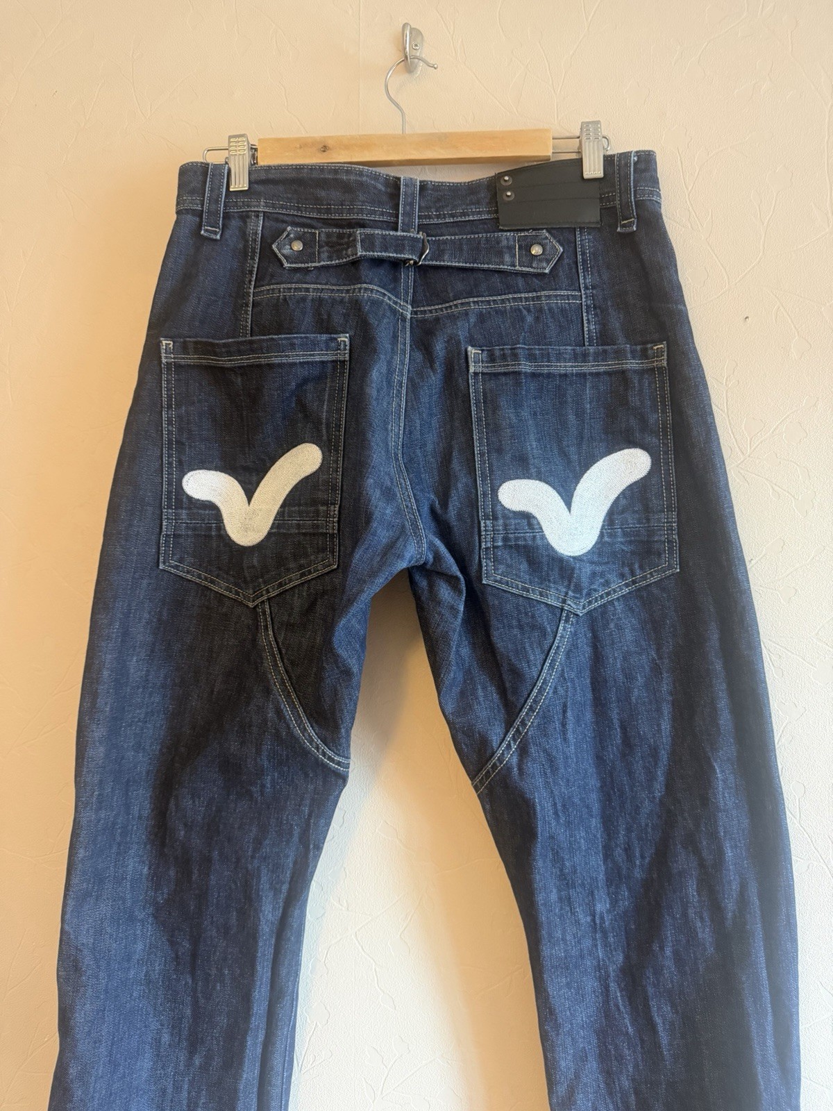 Voi Shearer Raw Y2K Back Pocket Print Button Fly Jeans W34 L34 (LB)