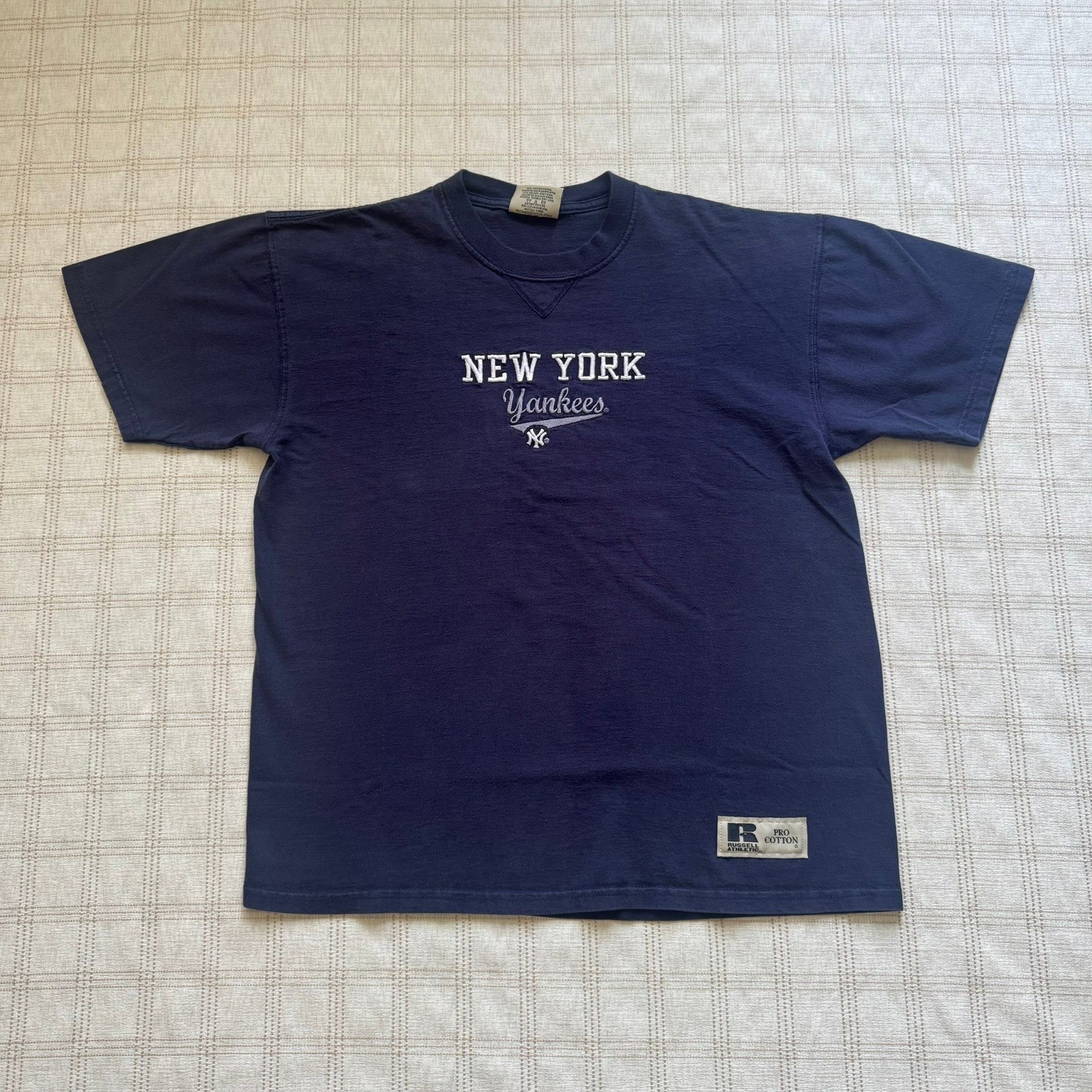 Russell Athletic New York Yankees T Shirt Mens Medium Navy Blue Pro Cotton MLB