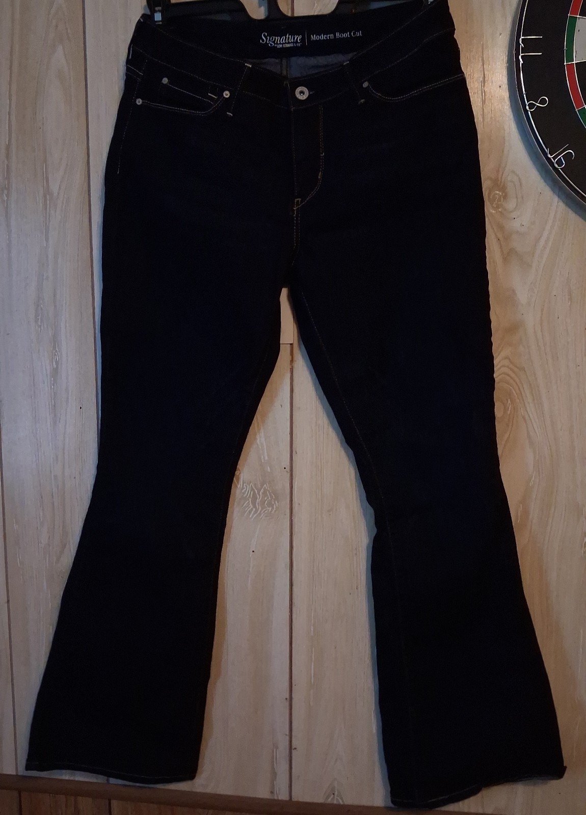 Signature by Levi Strauss Modern Bootcut Jeans Womens 8S W29 L30 Dark Wash