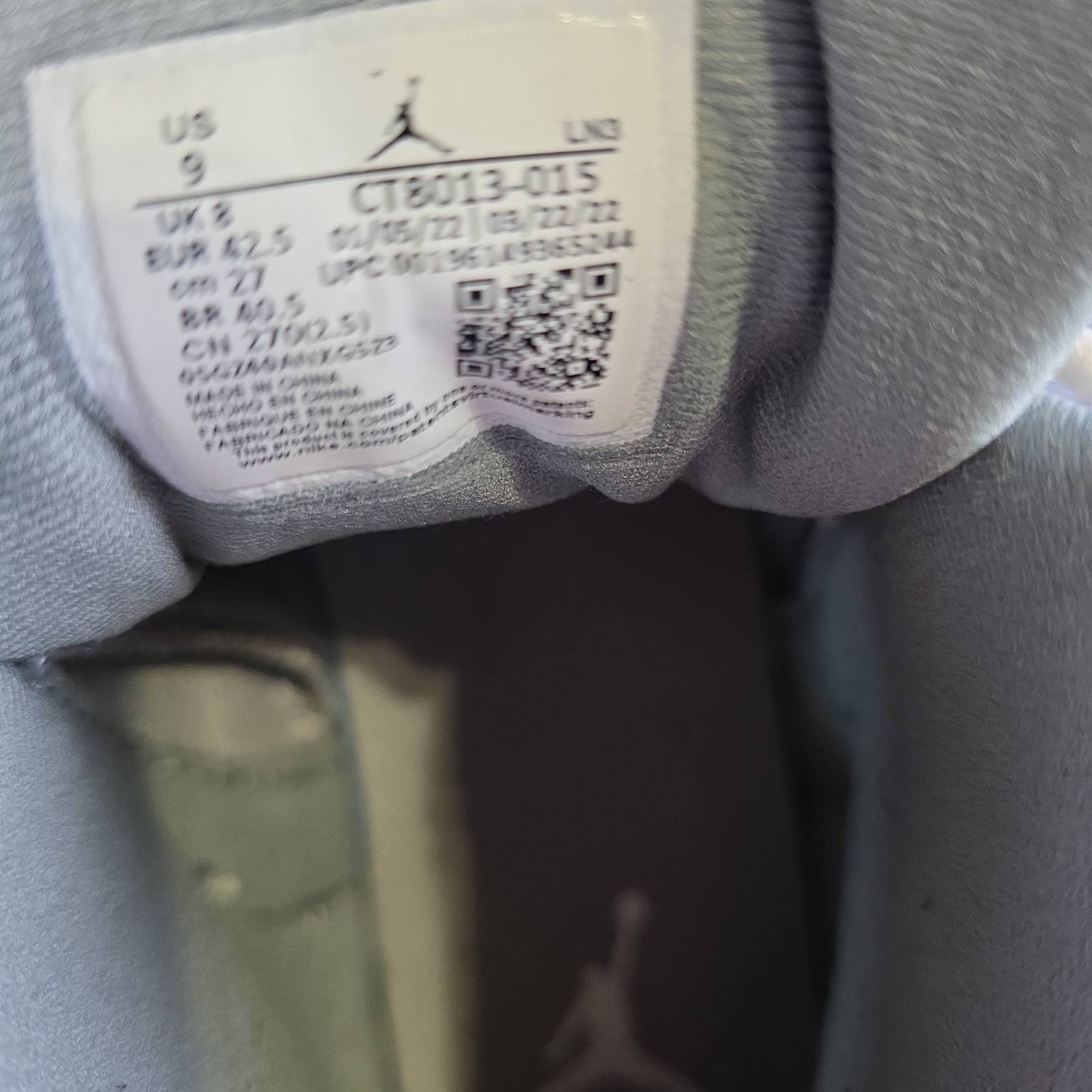 AIR JORDAN 12 RETRO “STEALTH” — MEN’S SIZE 9 • PRE‑OWNED • OG GRAY HEAT
