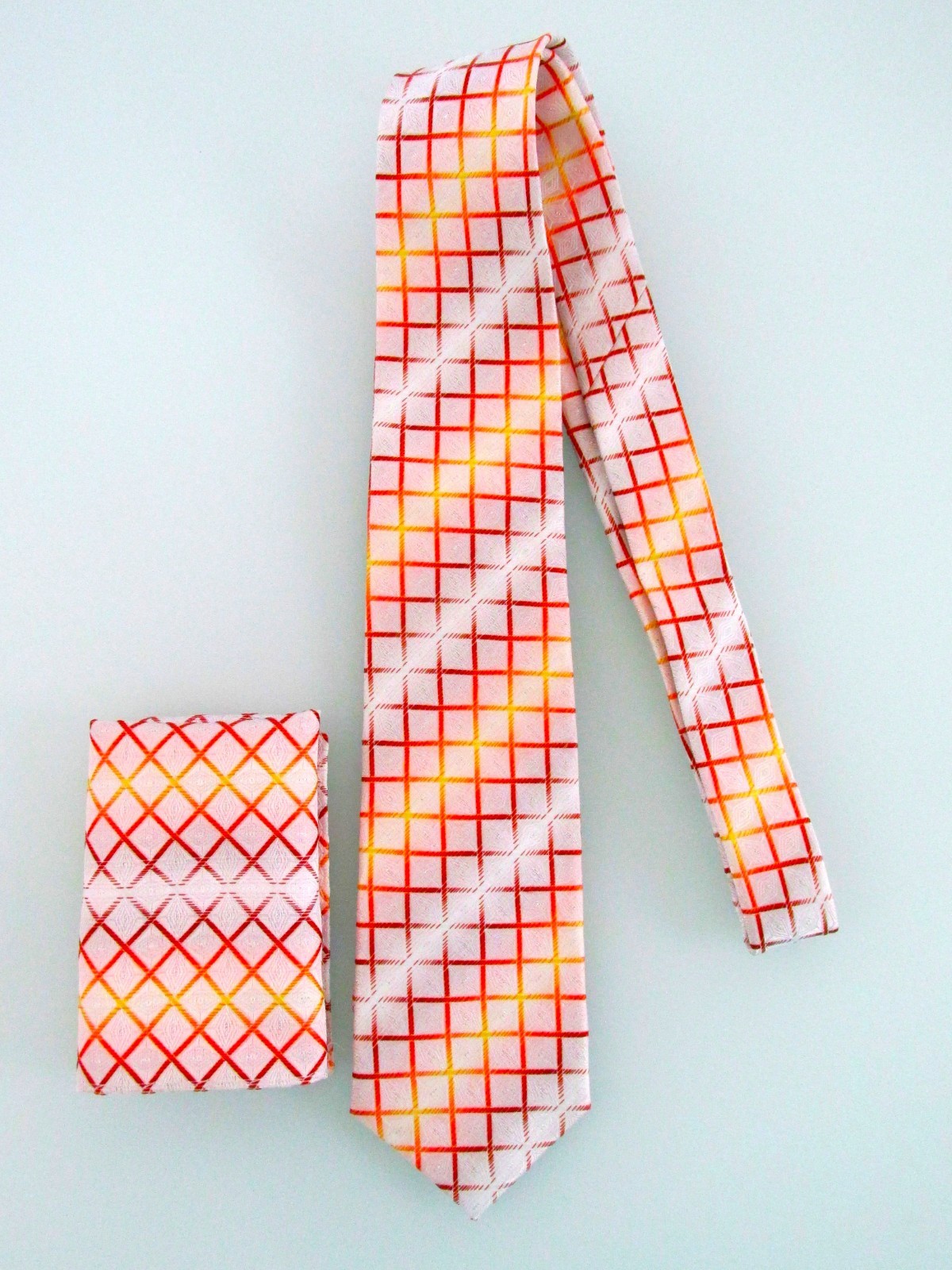 Uomo Venetto (NWT) Men’s Tie & Pocket Square Set