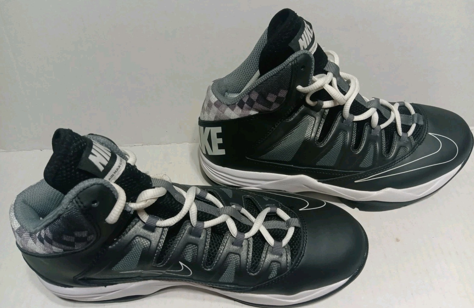 Nike Air Max Stutter Step Shoes Men’s Size 7 Black White Charcoal Brand New