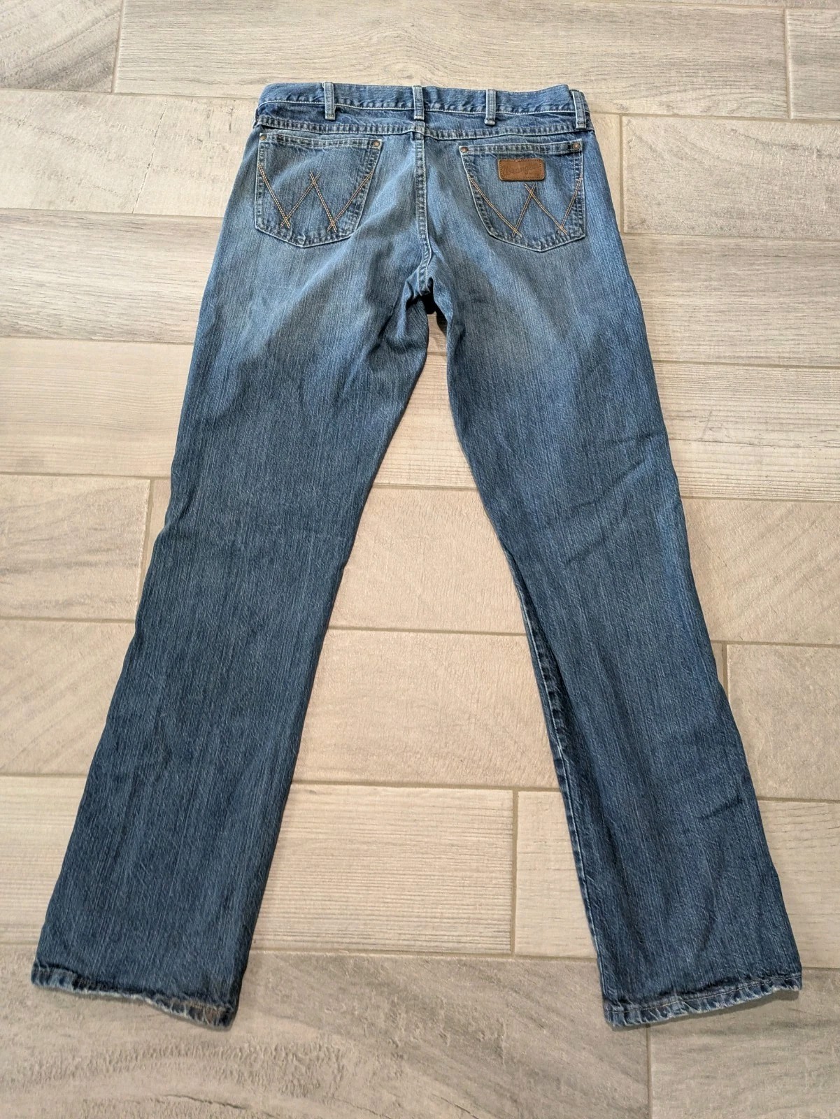 Wrangler Retro Jeans Mens 34×36 Relaxed Boot Cut Cowboy Denim Rodeo WRT20TB Blue