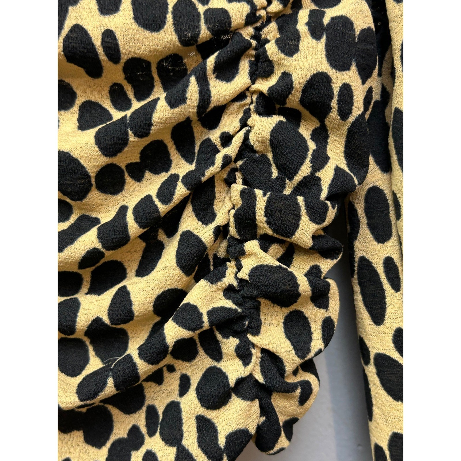 TOPSHOP Leopard Print Top Womens 2 Ruched Square Neck Long Sleeve Crop Top