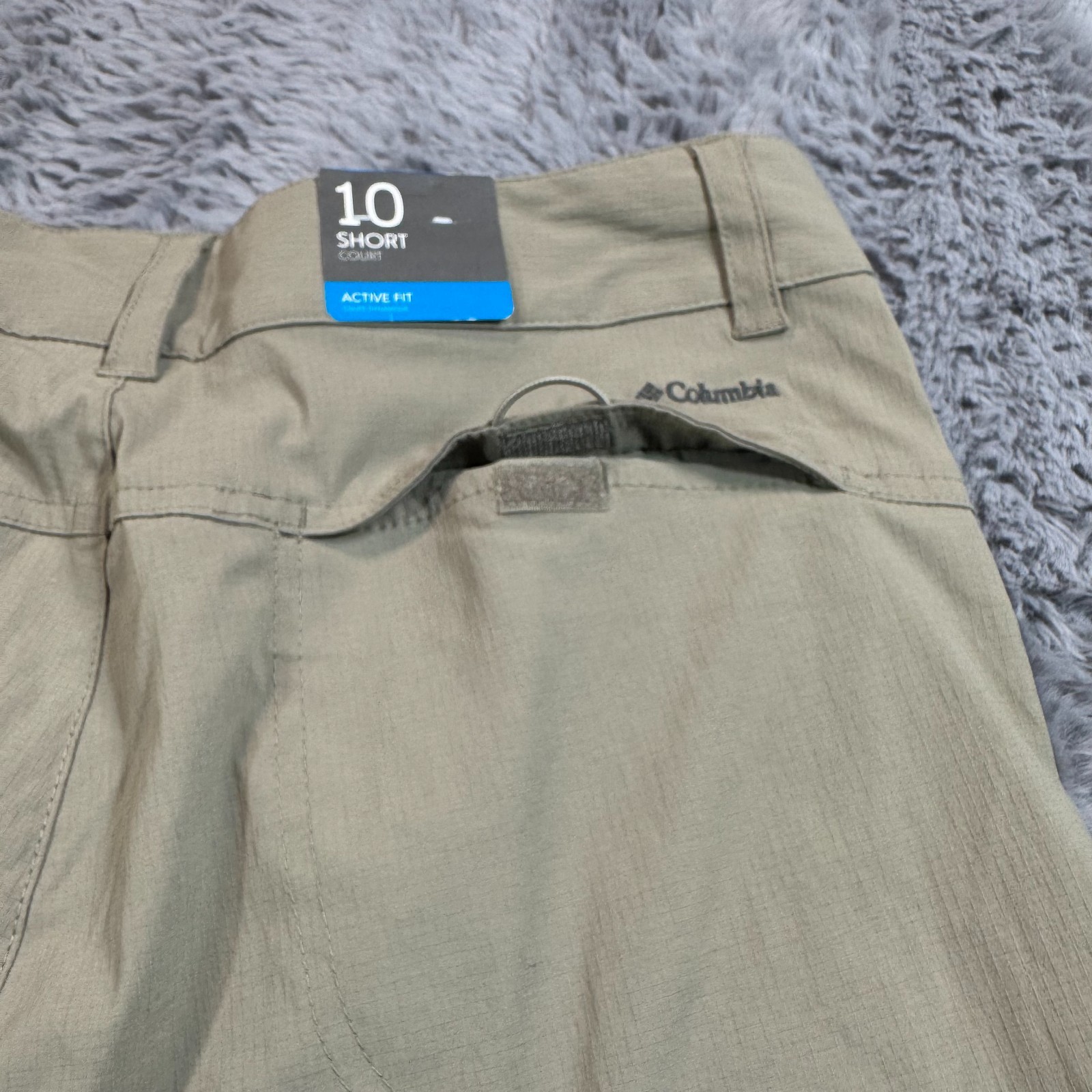 Columbia Kestrel Trail Omni-Shield Shorts Women’s 10 Beige Nylon Hiking Camping