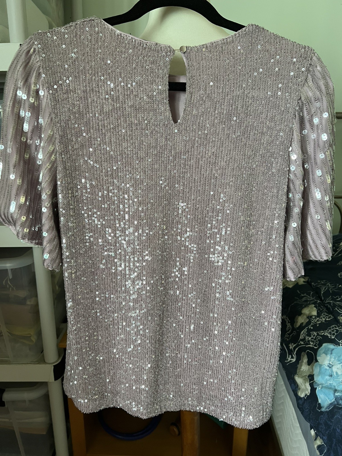 Cable & Gauge Women’s Size Medium Short Puff Sleeve Rose Pink Sequin Top