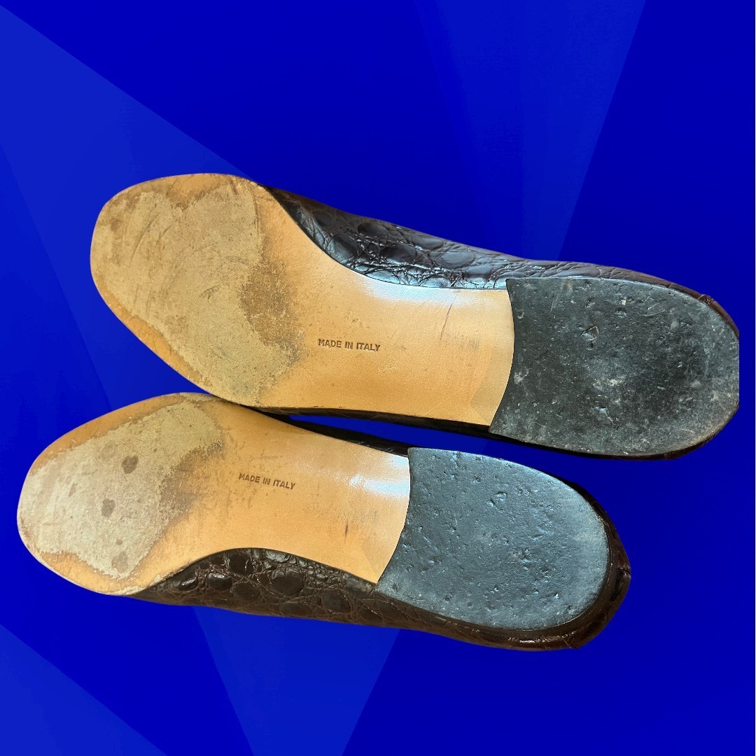 ferragamo flats women