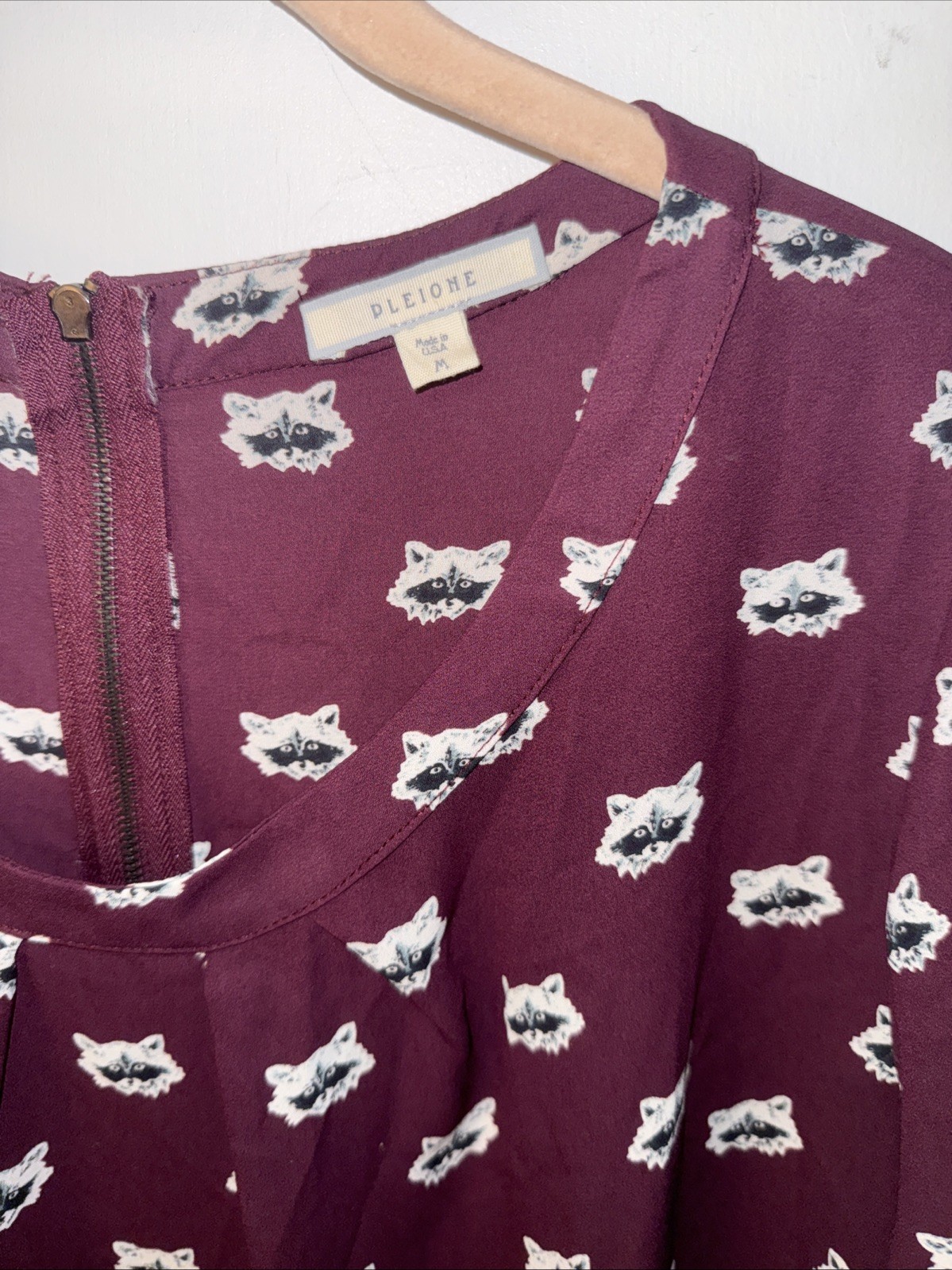 Pleione Medium Maroon Purple Raccoon Lightweight Blouse Zip Back Career Wear