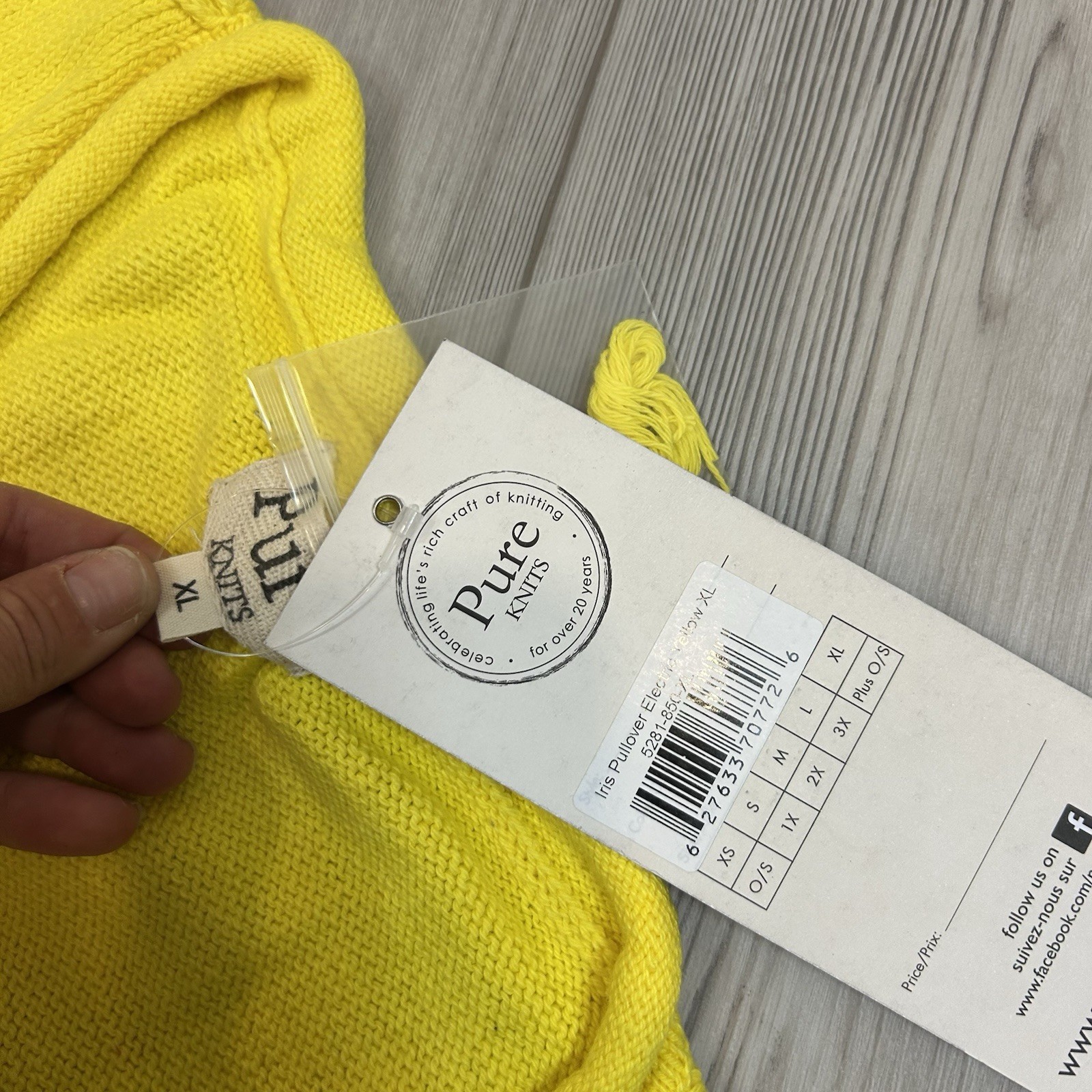 NWT Pure Knits Sweater Women’s XL Electric Yellow Artsy Buttons Iris Pullover
