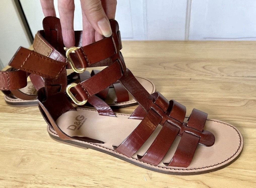 Dolce & Gabbana D&G Brown Leather Gladiator Sandals Flats Straps 39 9