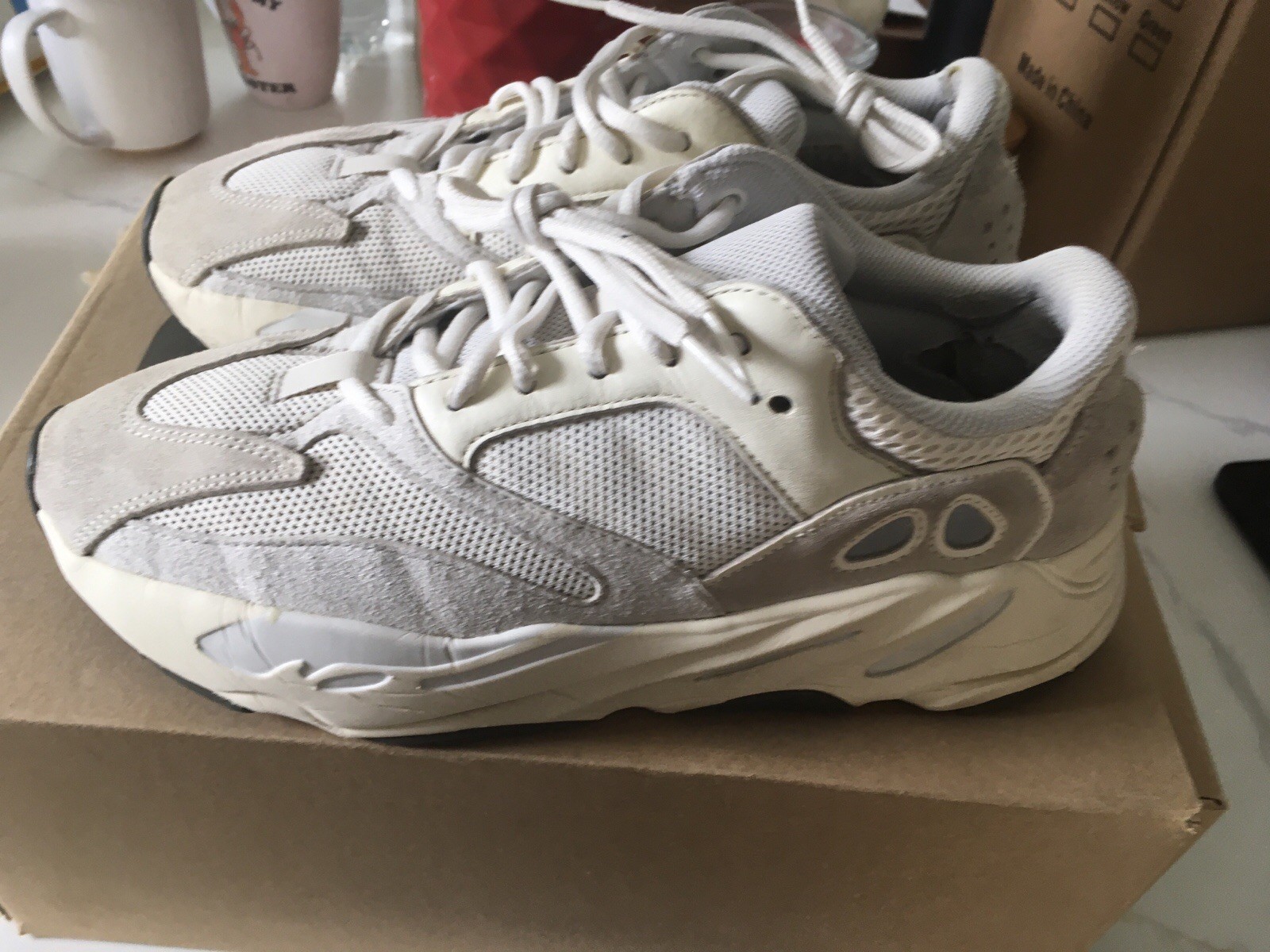 Adidas Yeezy Boost 700 Analog Kanye