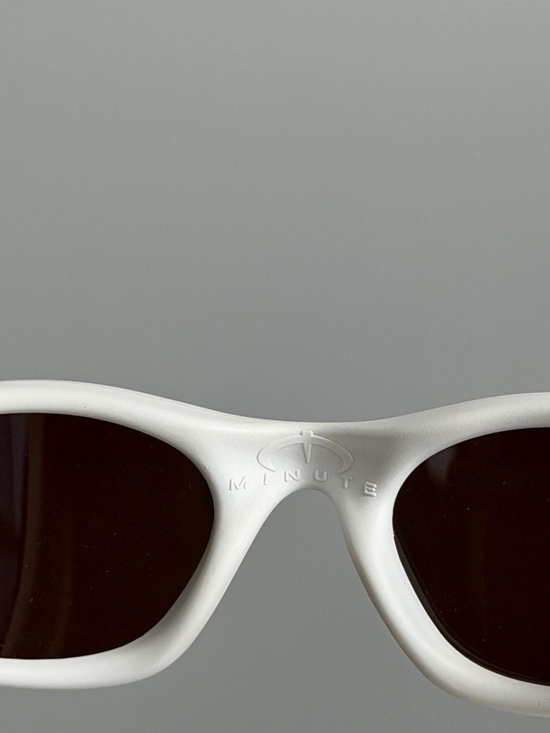 Oakley Minute 1.0 Sunglasses White Blue Y2K Gorpcore Cycling Retro