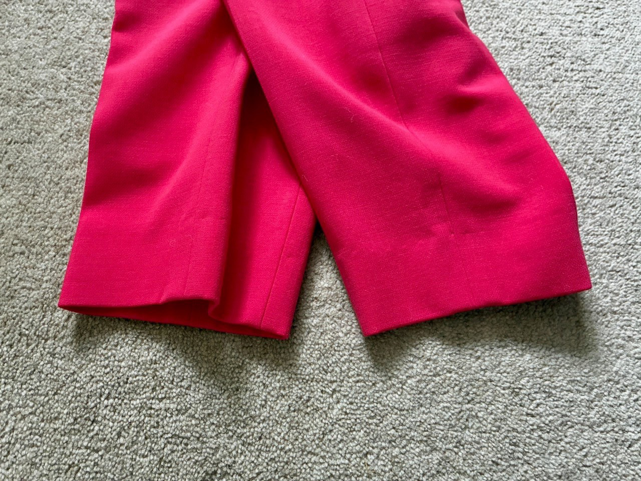 Escada “Truma” Tailored Cropped Trousers – Dahlia Pink, Size IT 40 (UK 12)