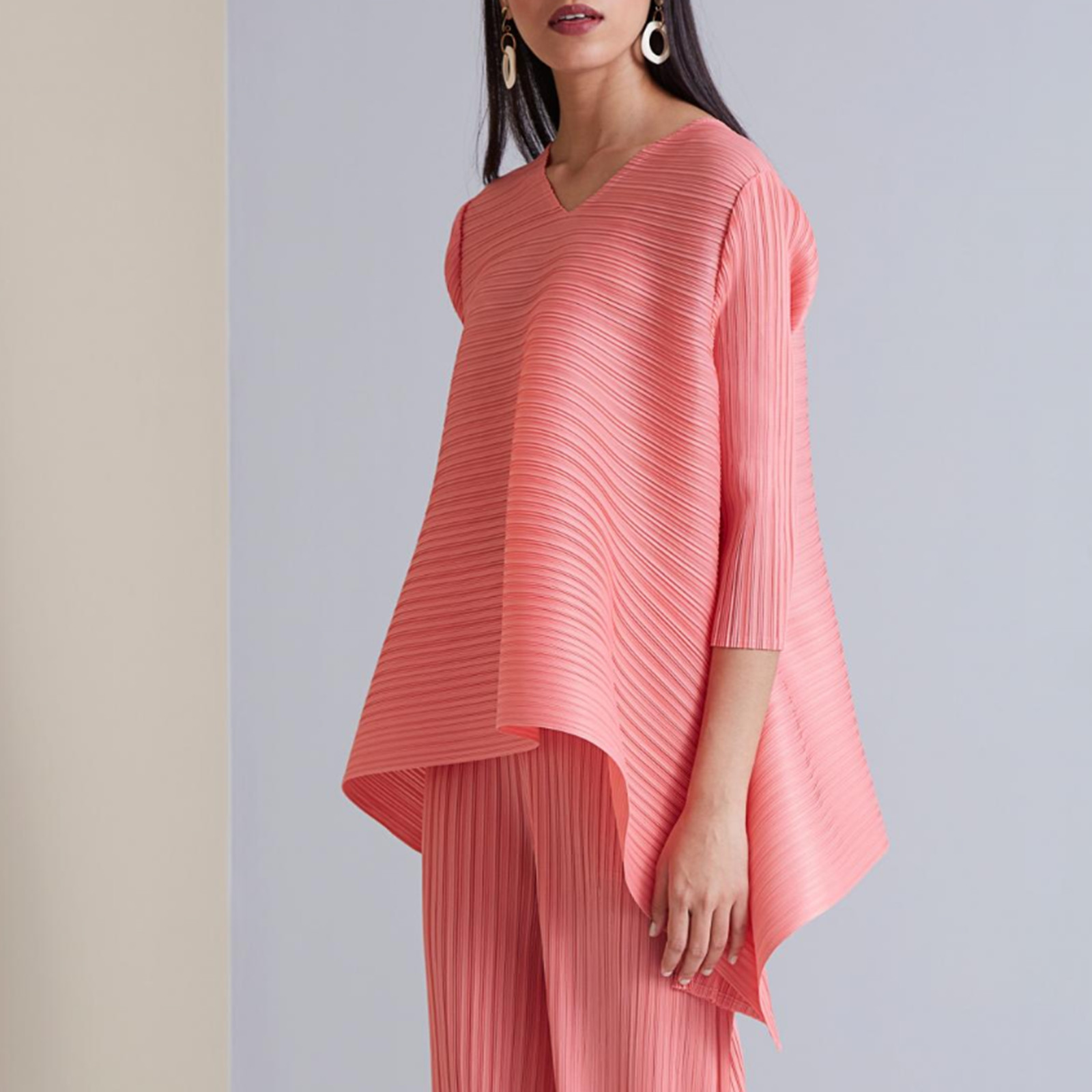 SCARLET SAGE One Size Cool Pleated Plisse Peach Coral V-Neck Waterfall Top NWT