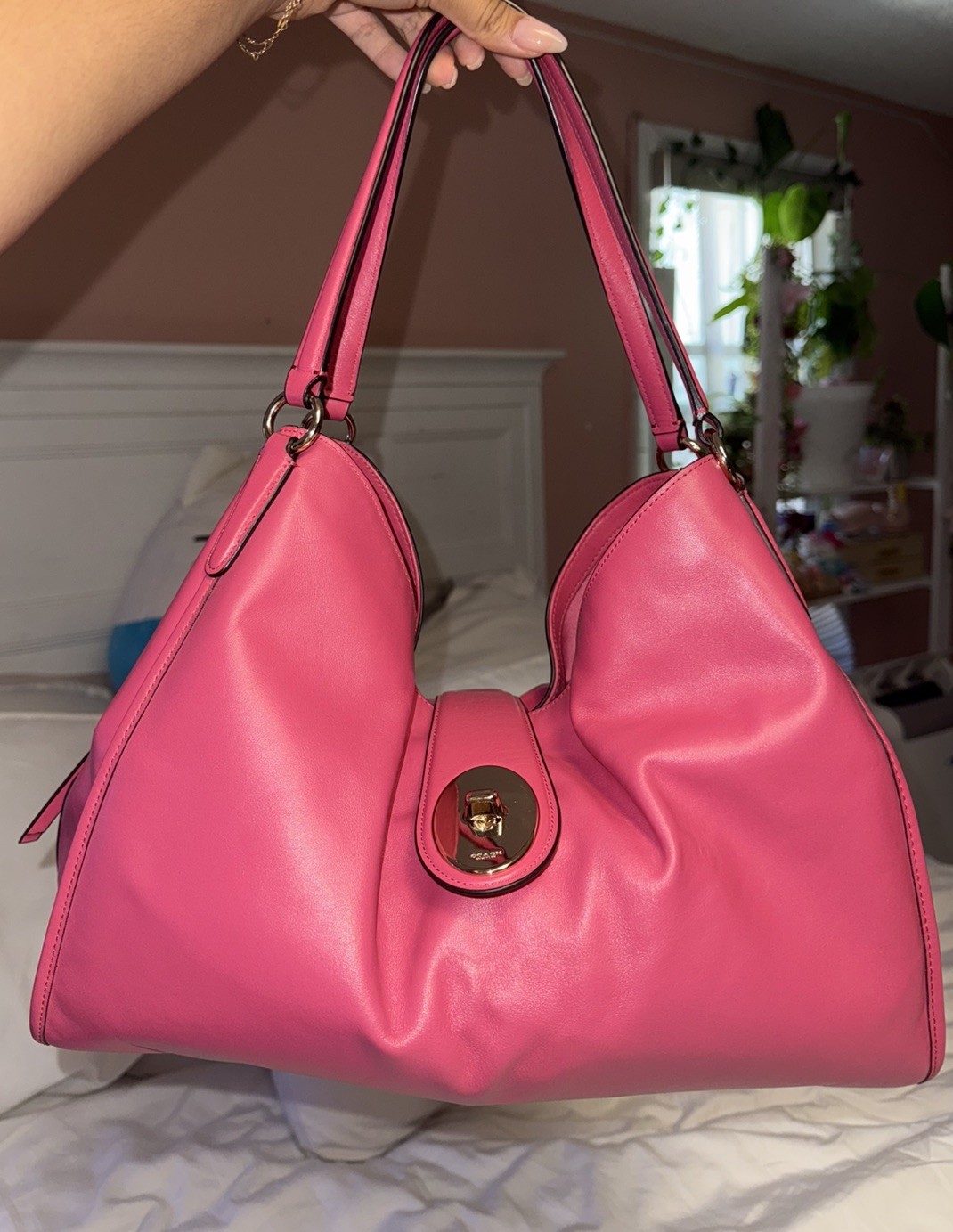 Gorgeous COACH pink Madison Carlyle Should Bag EXCELLENT CONDITION