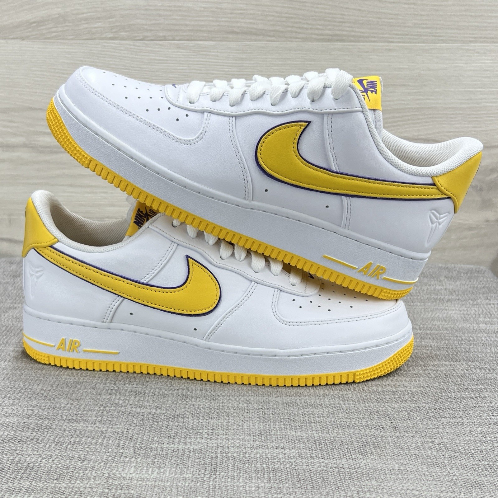 Nike Air Force 1 Low Retro QS AF1 Kobe Bryant Lakers Home Mens 11 [FZ1151-100]