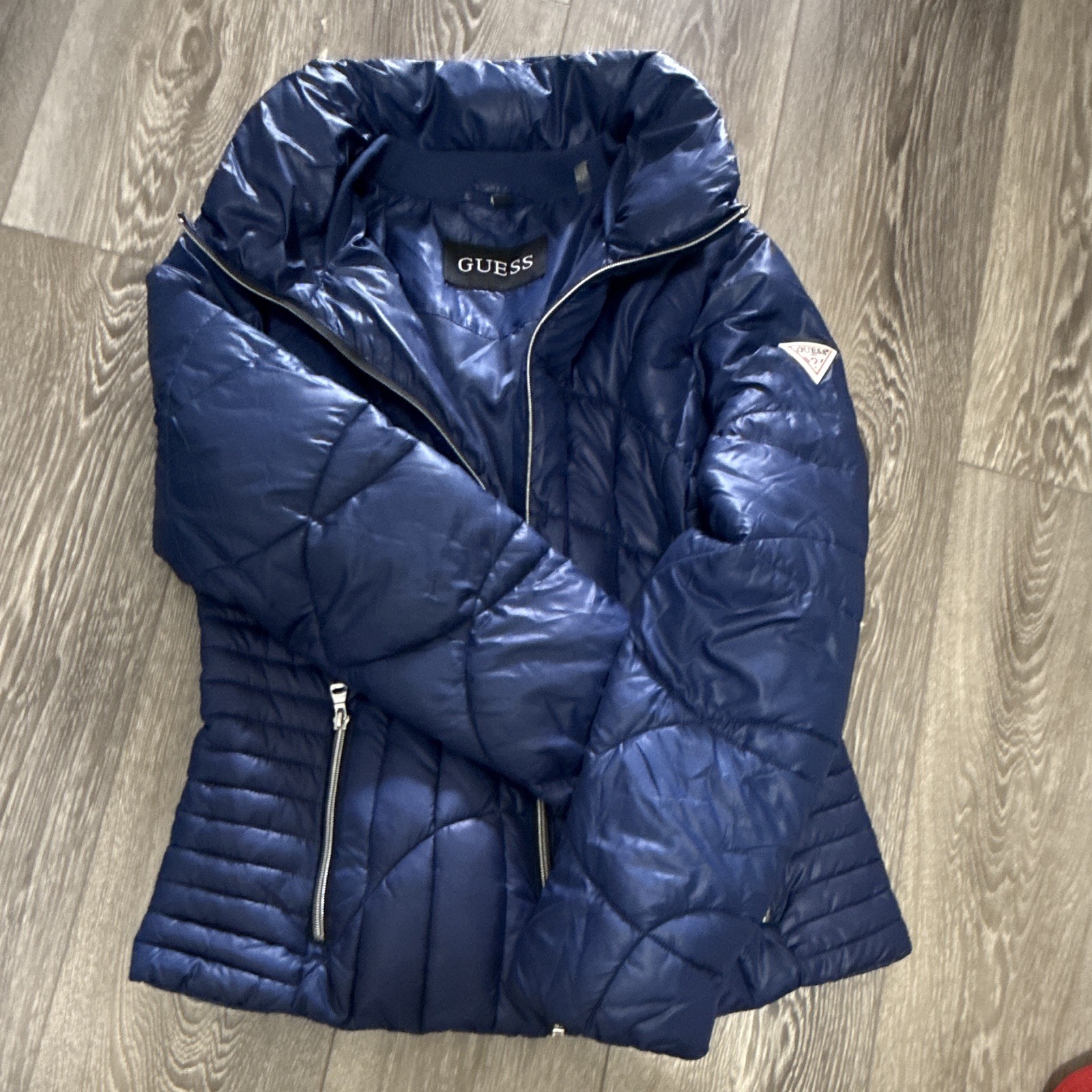 GUESS Women’s Blue Puffer Jacket M Short Full Zip Long Sleeve Down Insulated