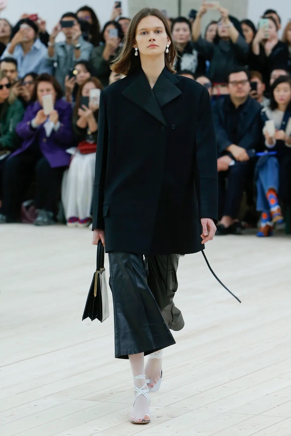 Authentic Celine Medium Clasp Bag Pearl Blue Leather ✨ Phoebe Philo Old Celine
