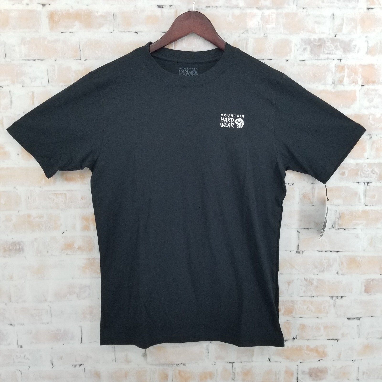 NWT Mountain Hardwear Regular MHW Back Logo Short Sleeve Black T-Shirt Small