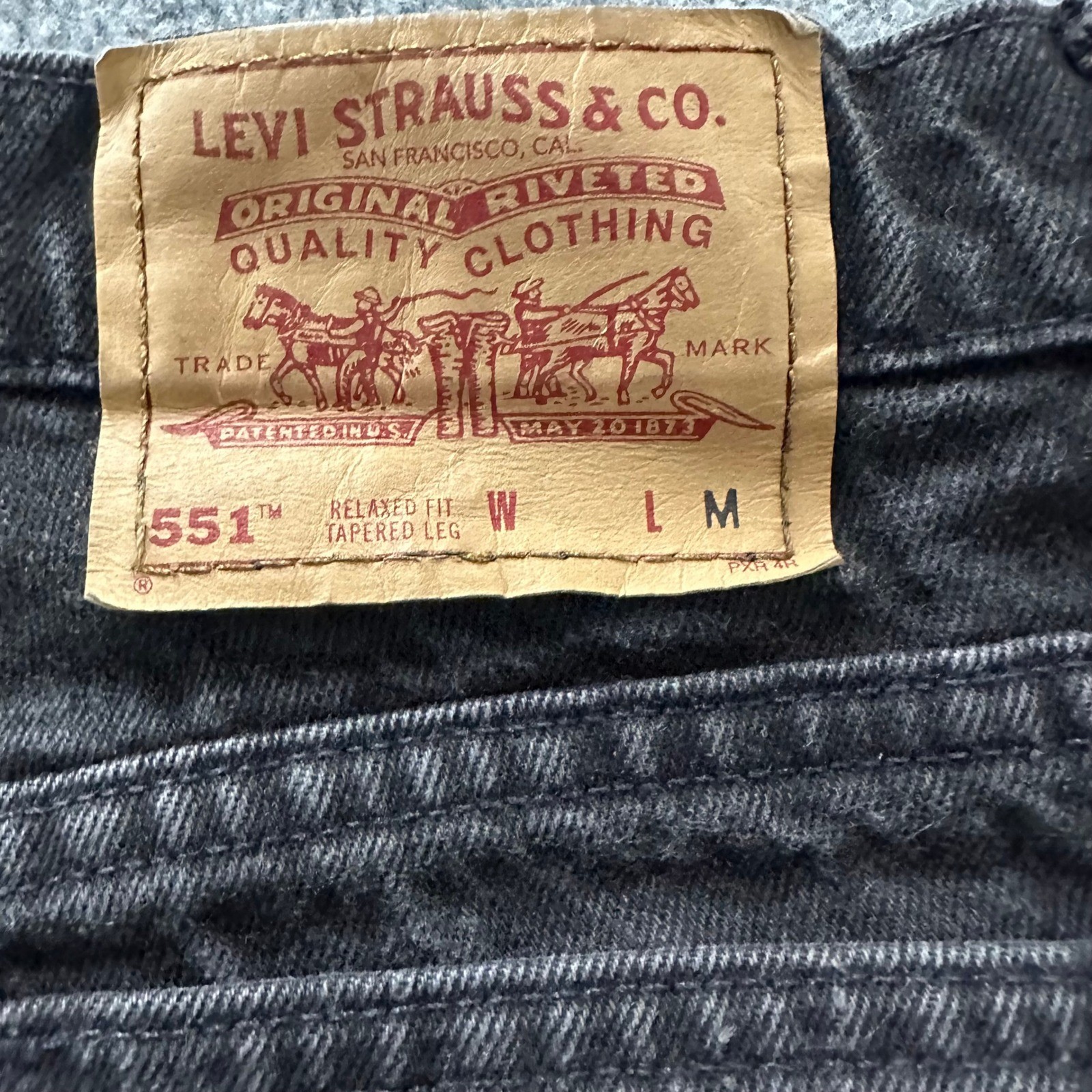 Levi’s Jeans Womens Size 10 Black 551 Relaxed Fit Tapered Leg USA Cotton Vintage