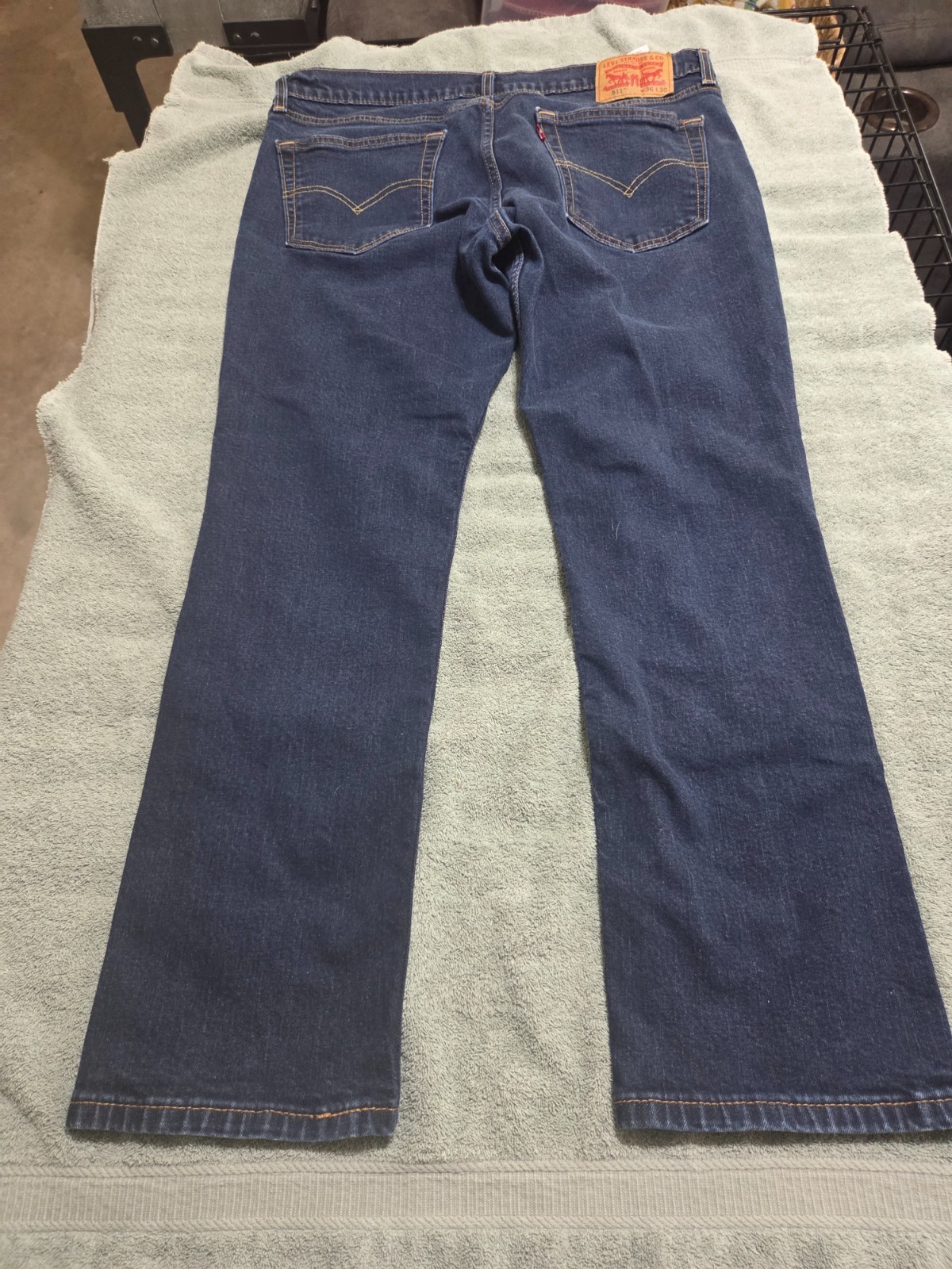 Levi Strauss Men’s 511 Medium Wash Straight Leg Jeans 36″X30″