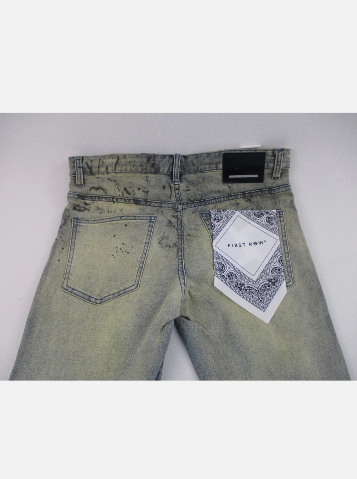 men jeans 34 First Row blue. New with tags