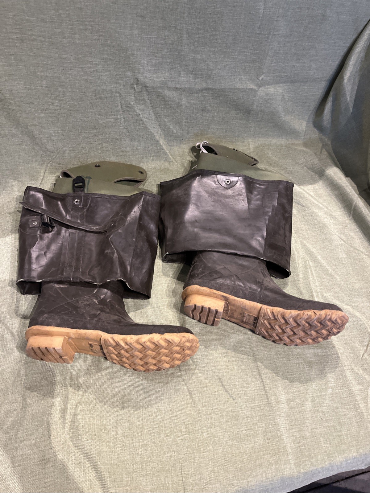 Tingley Overshoes Rubber Rain Boots Size 9 USA Waterproof Work Pair