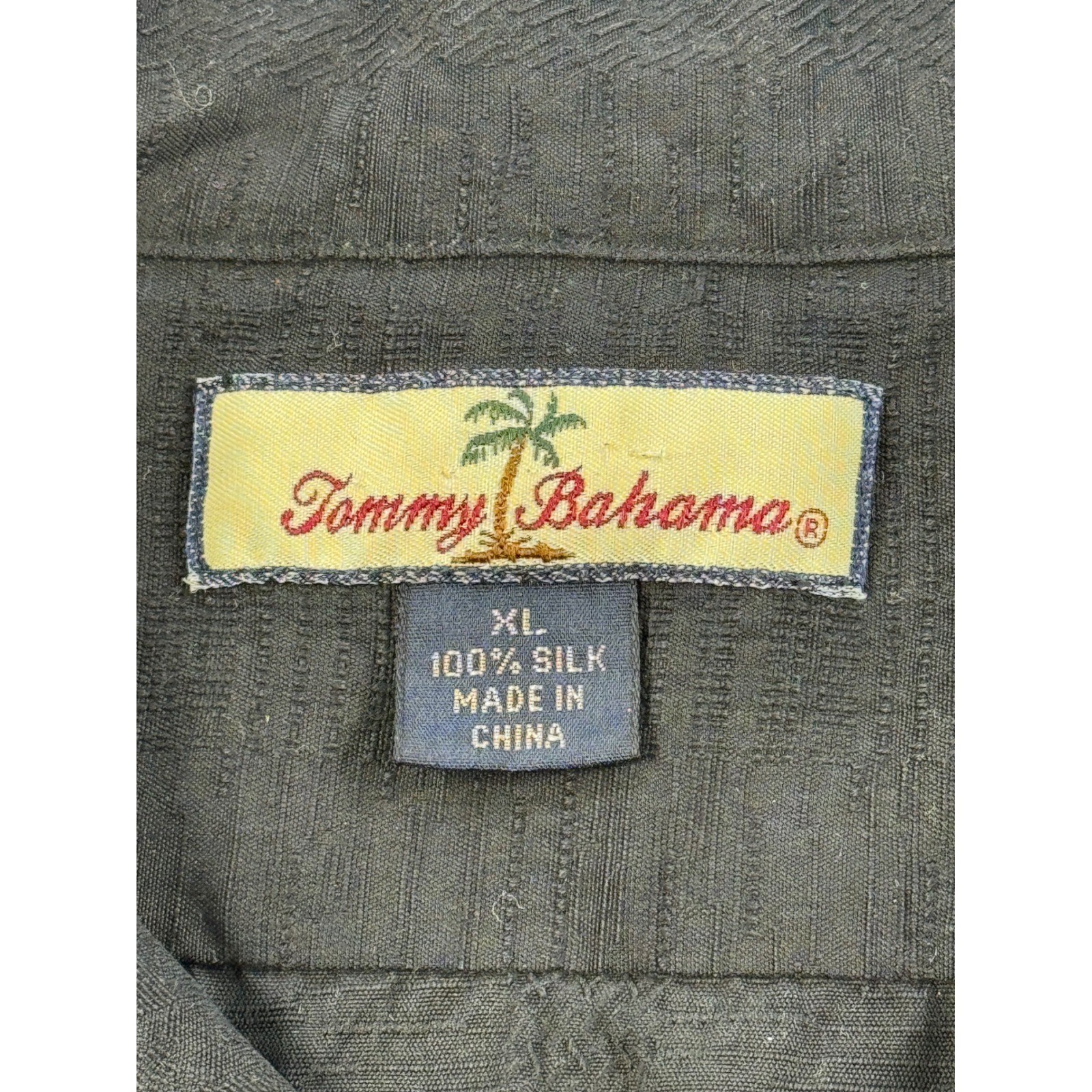 Tommy Bahama XL Silk Black Graphic Back Camp Shirt Straight Up with a Twist